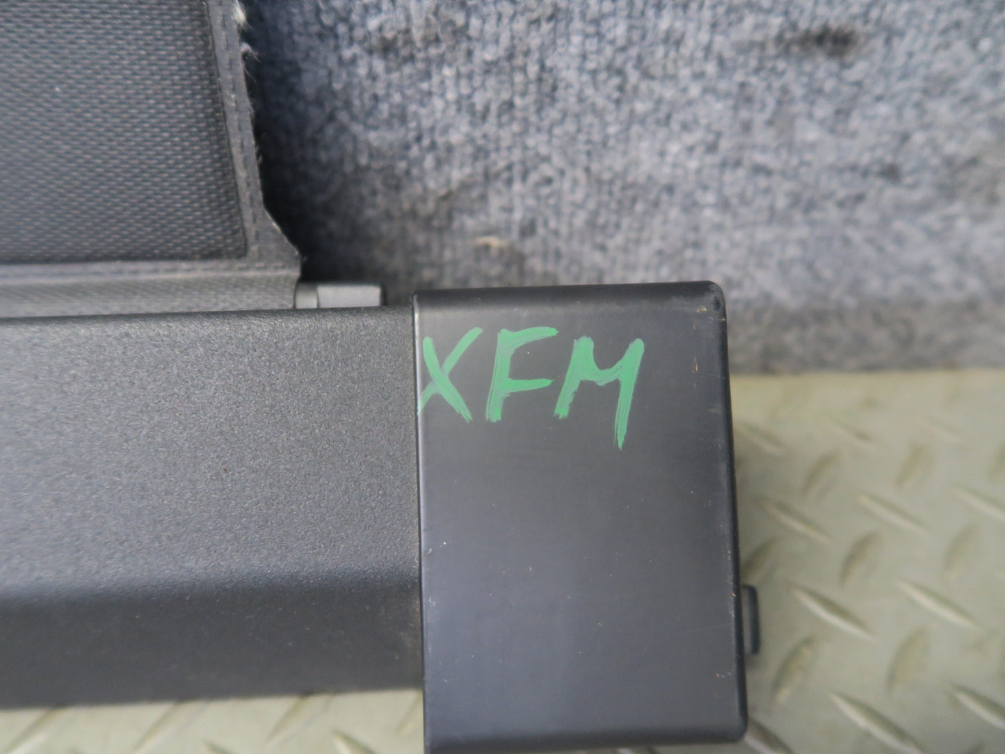 00-06 BMW E53 X5 Rear Trunk Cargo Luggage Roller Shade Compartment OEM