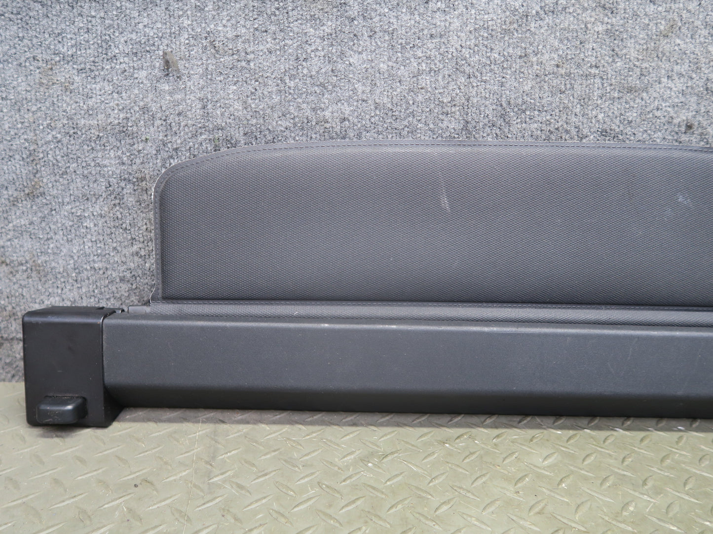 00-06 BMW E53 X5 Rear Trunk Cargo Luggage Roller Shade Compartment OEM