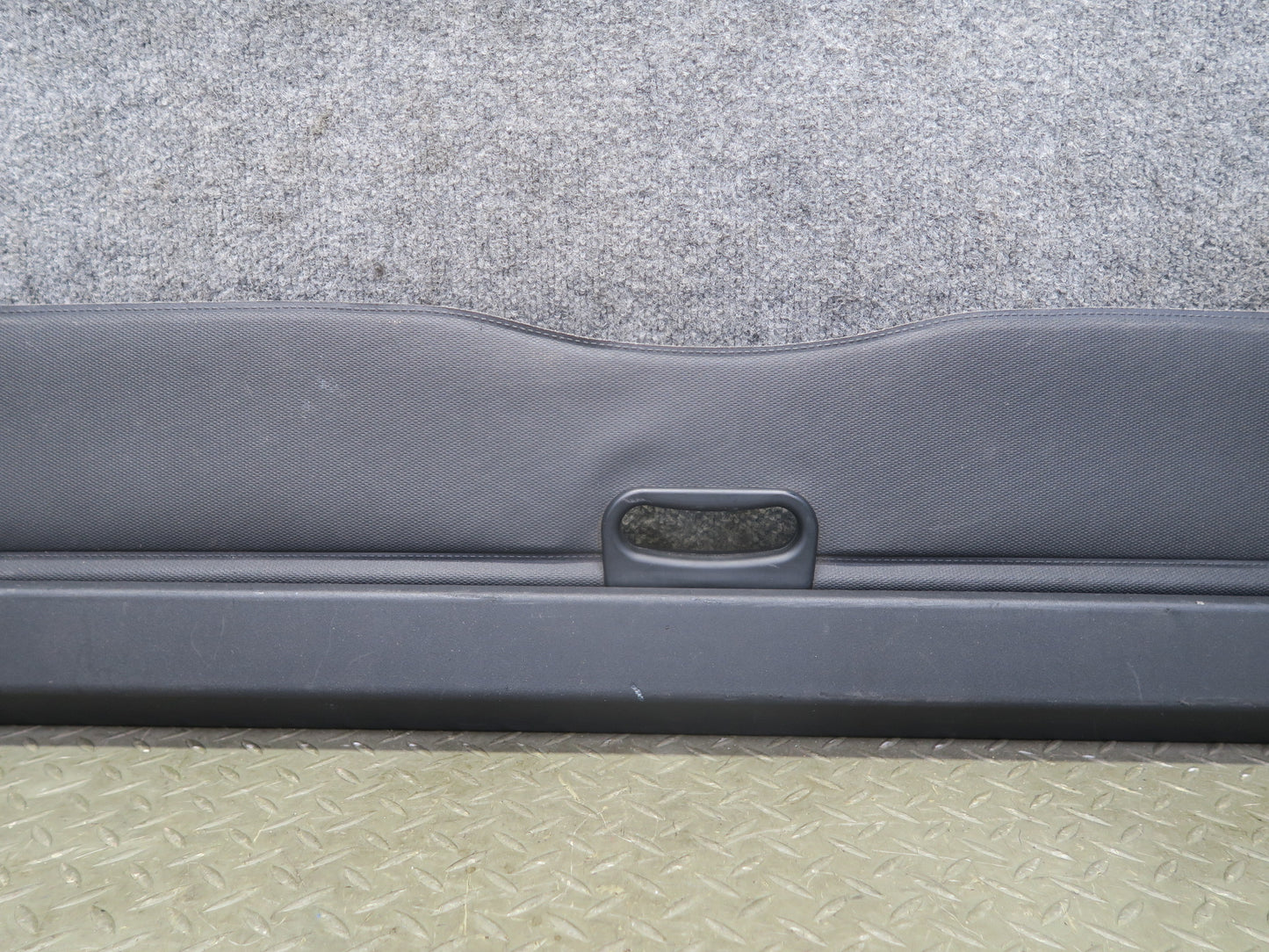 00-06 BMW E53 X5 Rear Trunk Cargo Luggage Roller Shade Compartment OEM