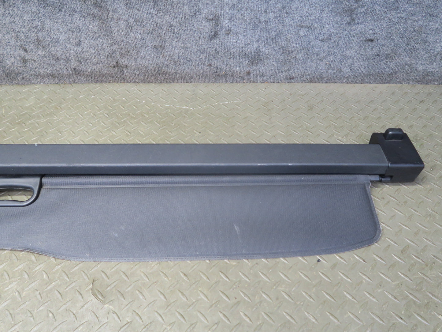 00-06 BMW E53 X5 Rear Trunk Cargo Luggage Roller Shade Compartment OEM