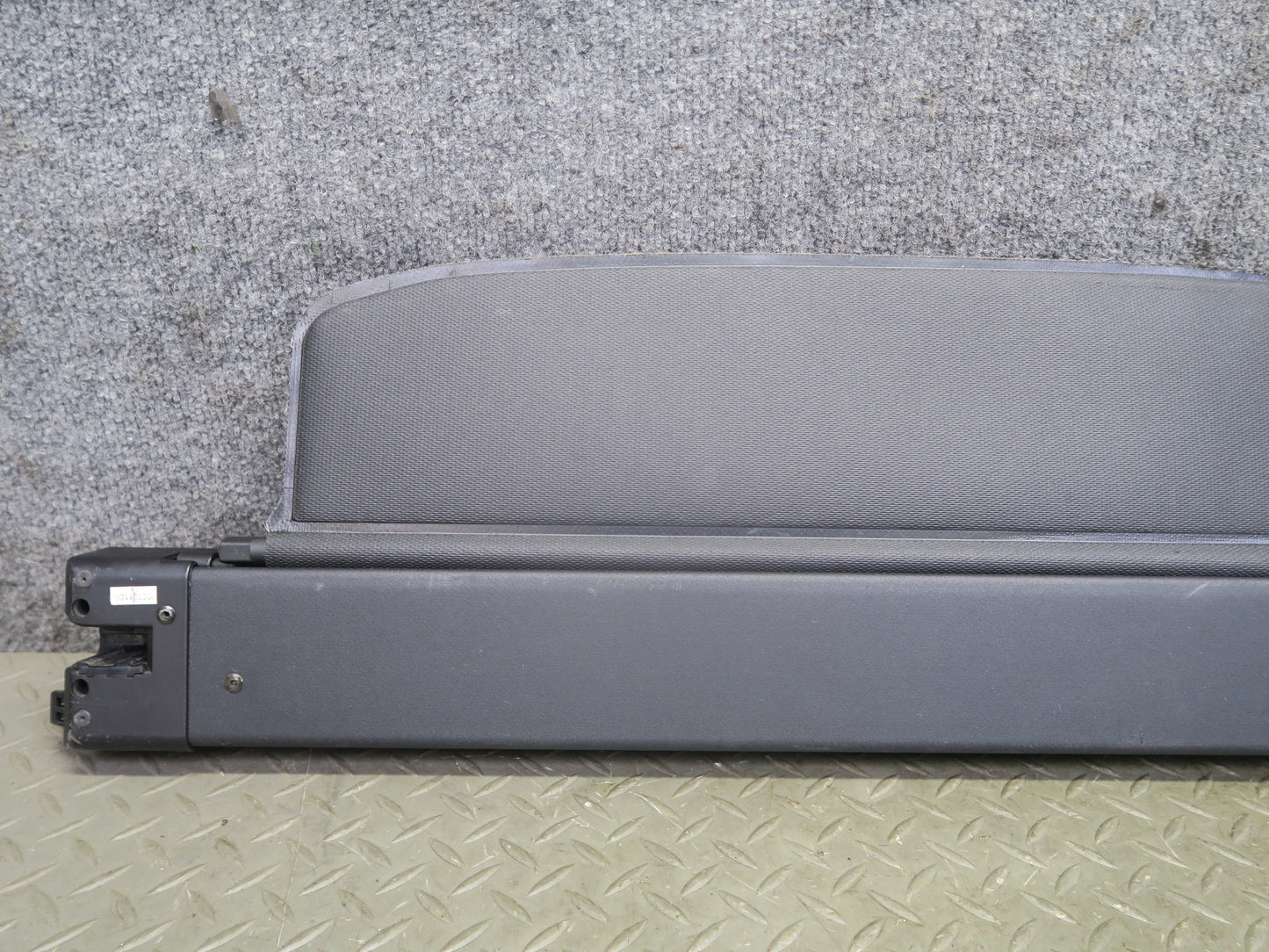 00-06 BMW E53 X5 Rear Trunk Cargo Luggage Roller Shade Compartment OEM