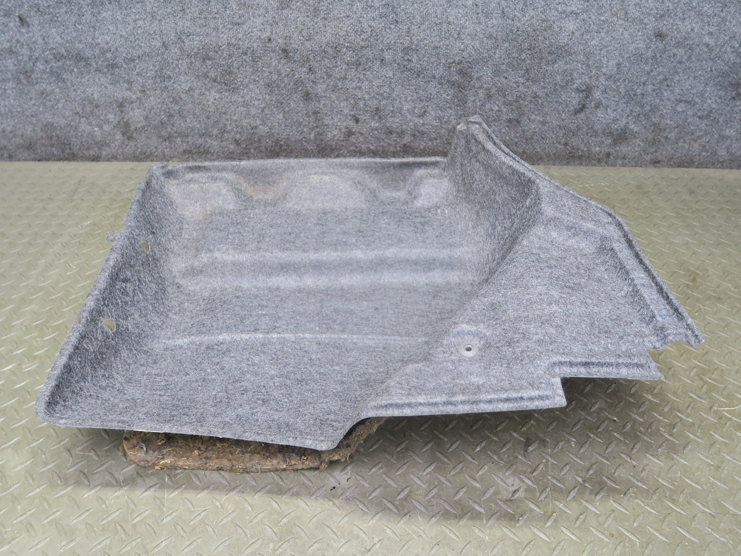 95-97 Nissan Gloria HY33 Rear Right Trunk Carpet Trim Liner Cover Gray OEM