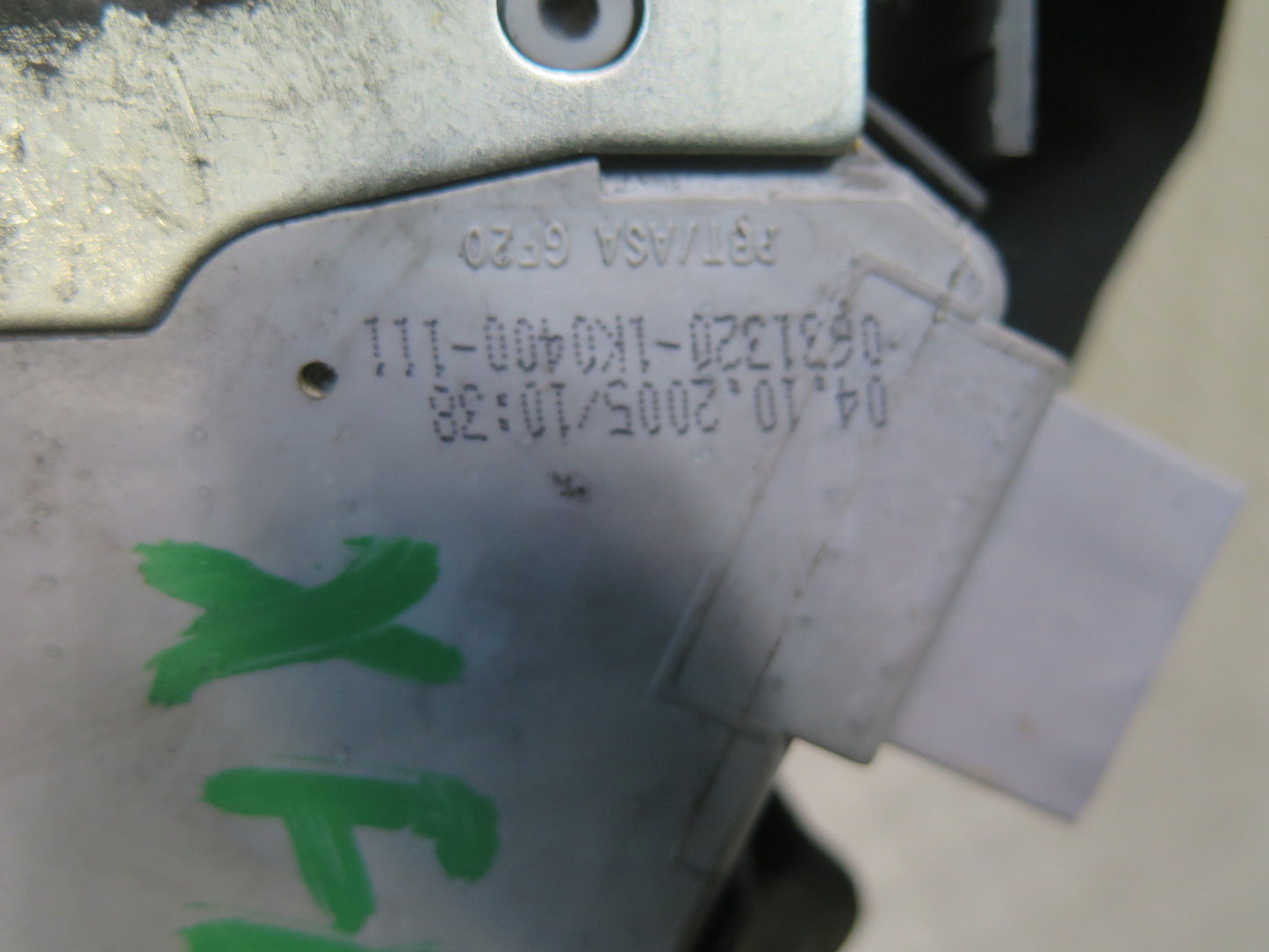 00-06 BMW X5 E53 Front Right Door Lock Latch Actuator 8402540 OEM