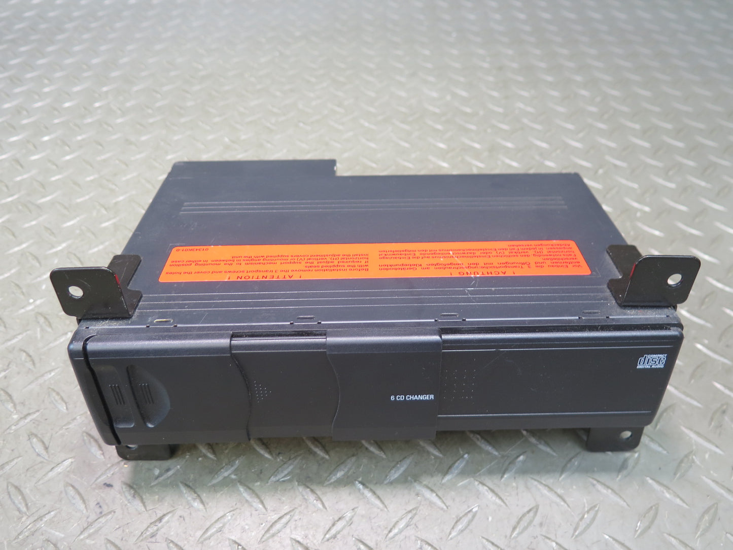 00-06 BMW E53 X5 CD Changer Player w Magazine 6983335 OEM