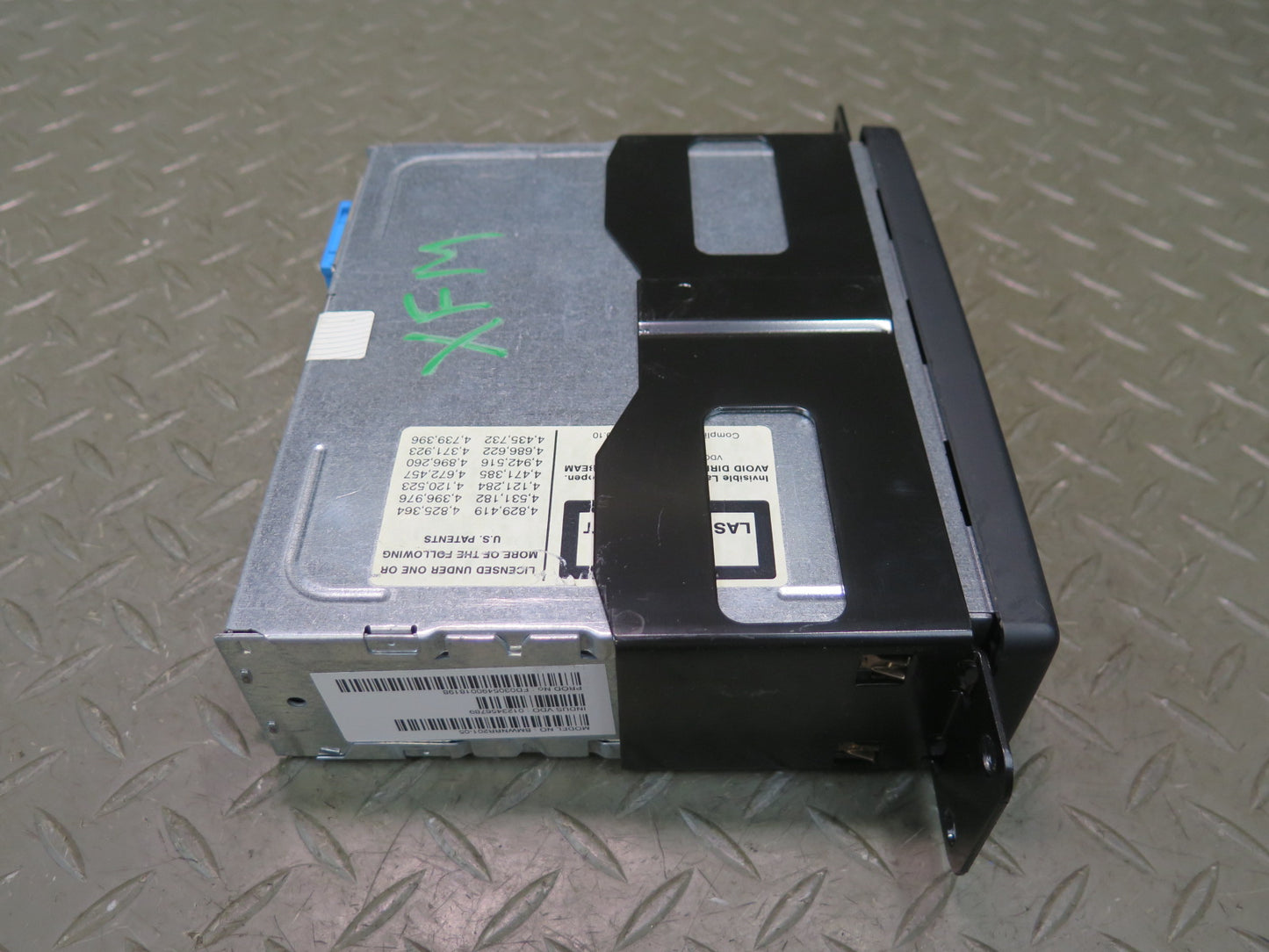 04-06 BMW E53 X5 DVD Navigation Computer Player Drive Unit 6969263 OEM