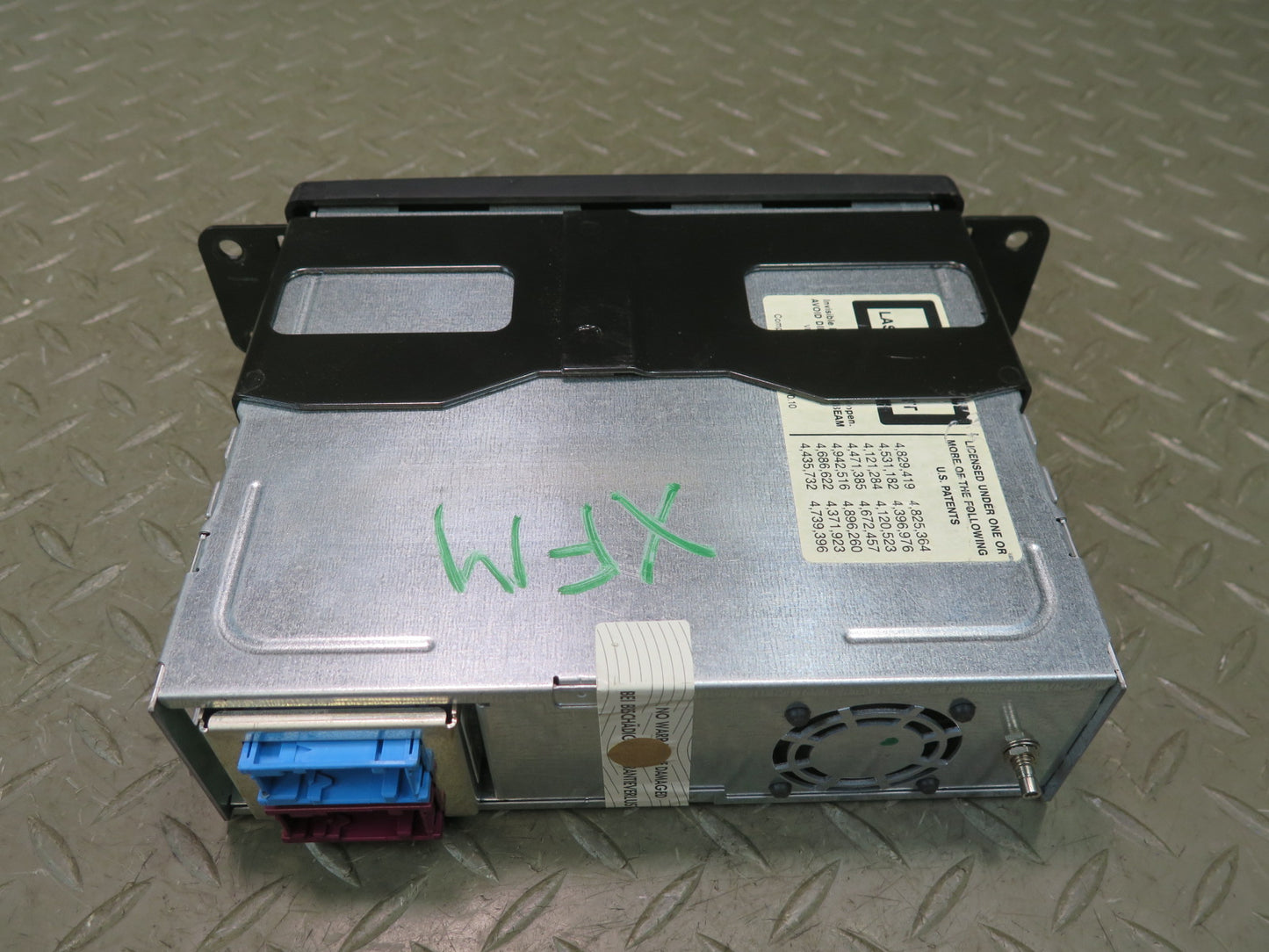 04-06 BMW E53 X5 DVD Navigation Computer Player Drive Unit 6969263 OEM
