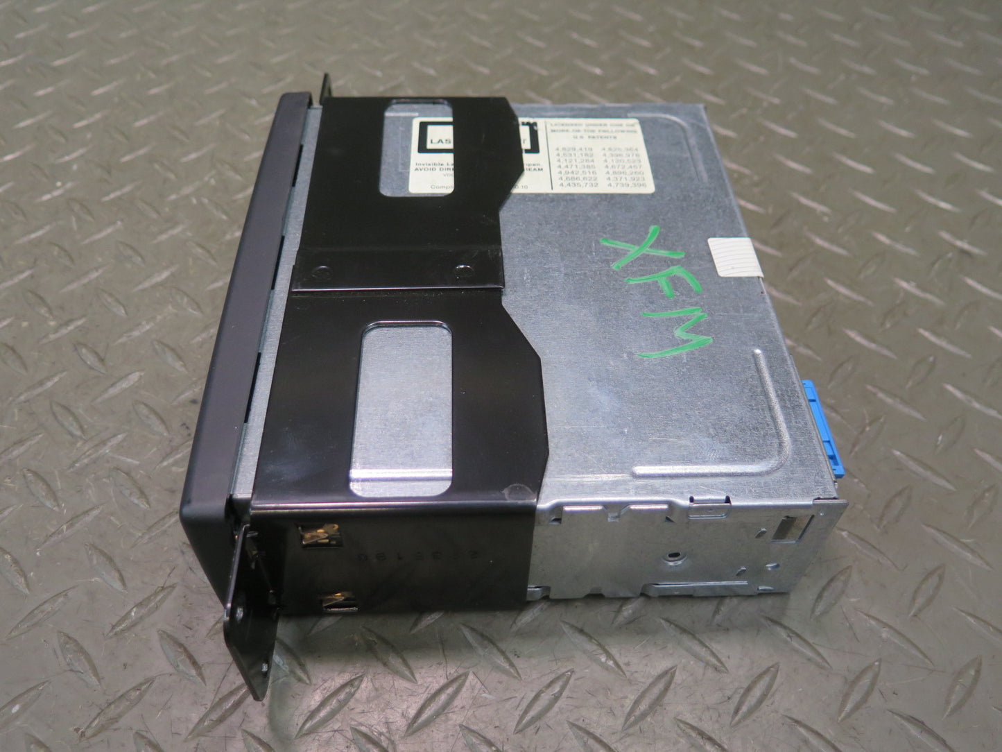 04-06 BMW E53 X5 DVD Navigation Computer Player Drive Unit 6969263 OEM