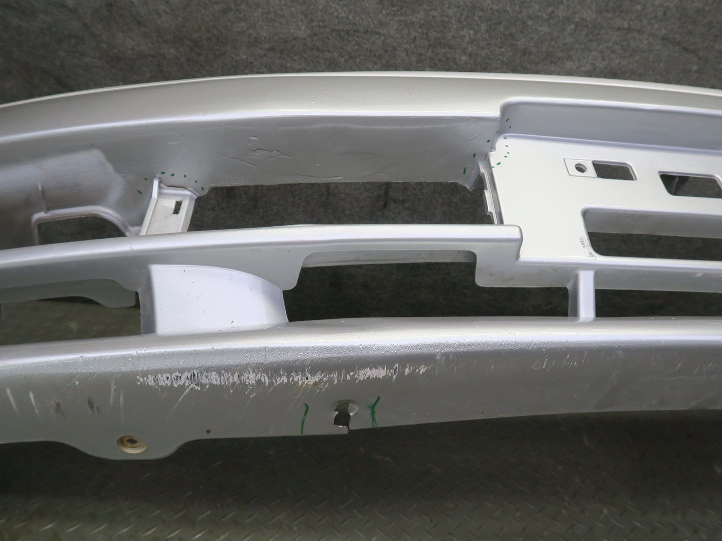 95-97 Nissan Gloria HY33 Front Bumper Cover White w Silver & Mounting OEM