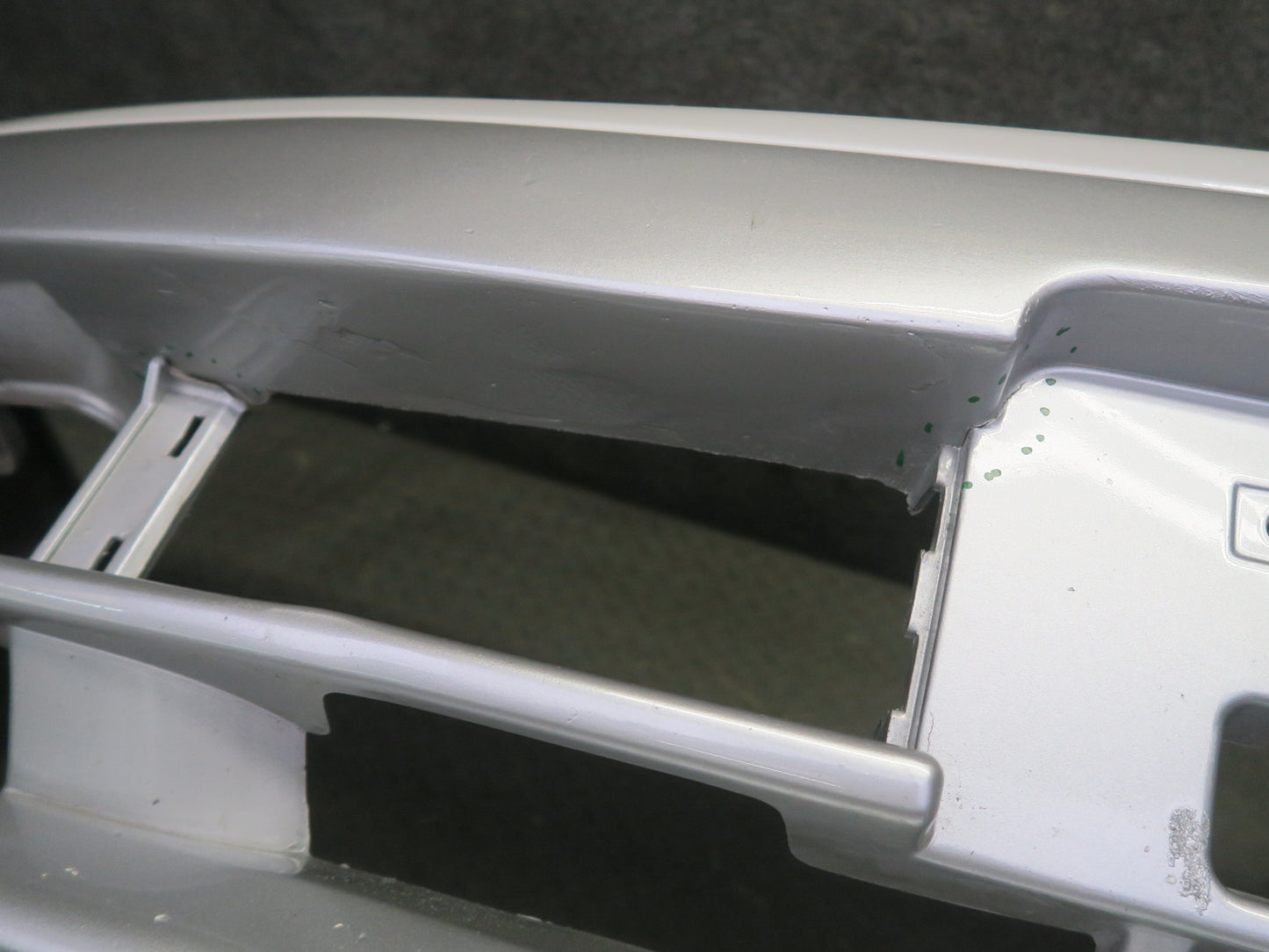 95-97 Nissan Gloria HY33 Front Bumper Cover White w Silver & Mounting OEM