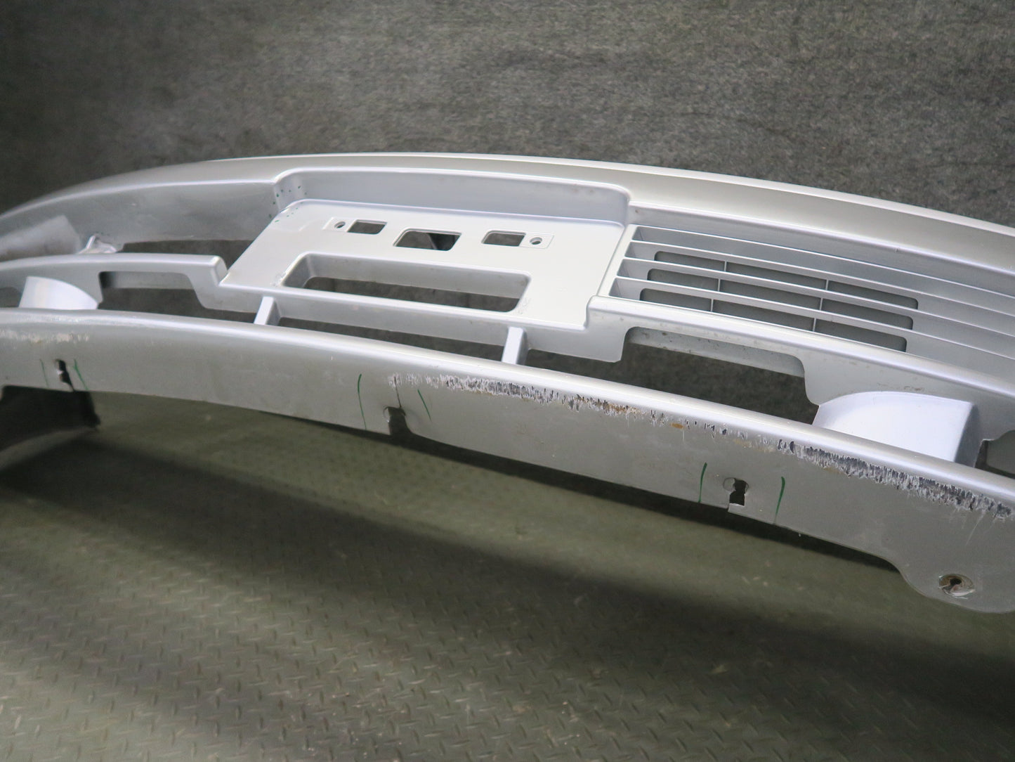 95-97 Nissan Gloria HY33 Front Bumper Cover White w Silver & Mounting OEM