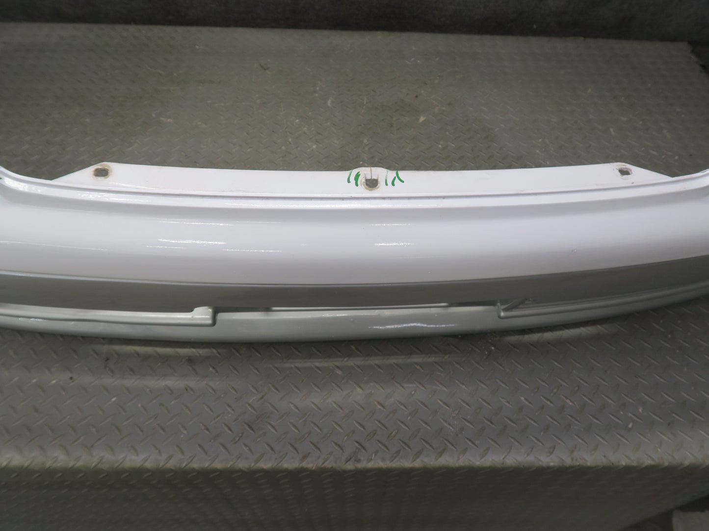 95-97 Nissan Gloria HY33 Front Bumper Cover White w Silver & Mounting OEM