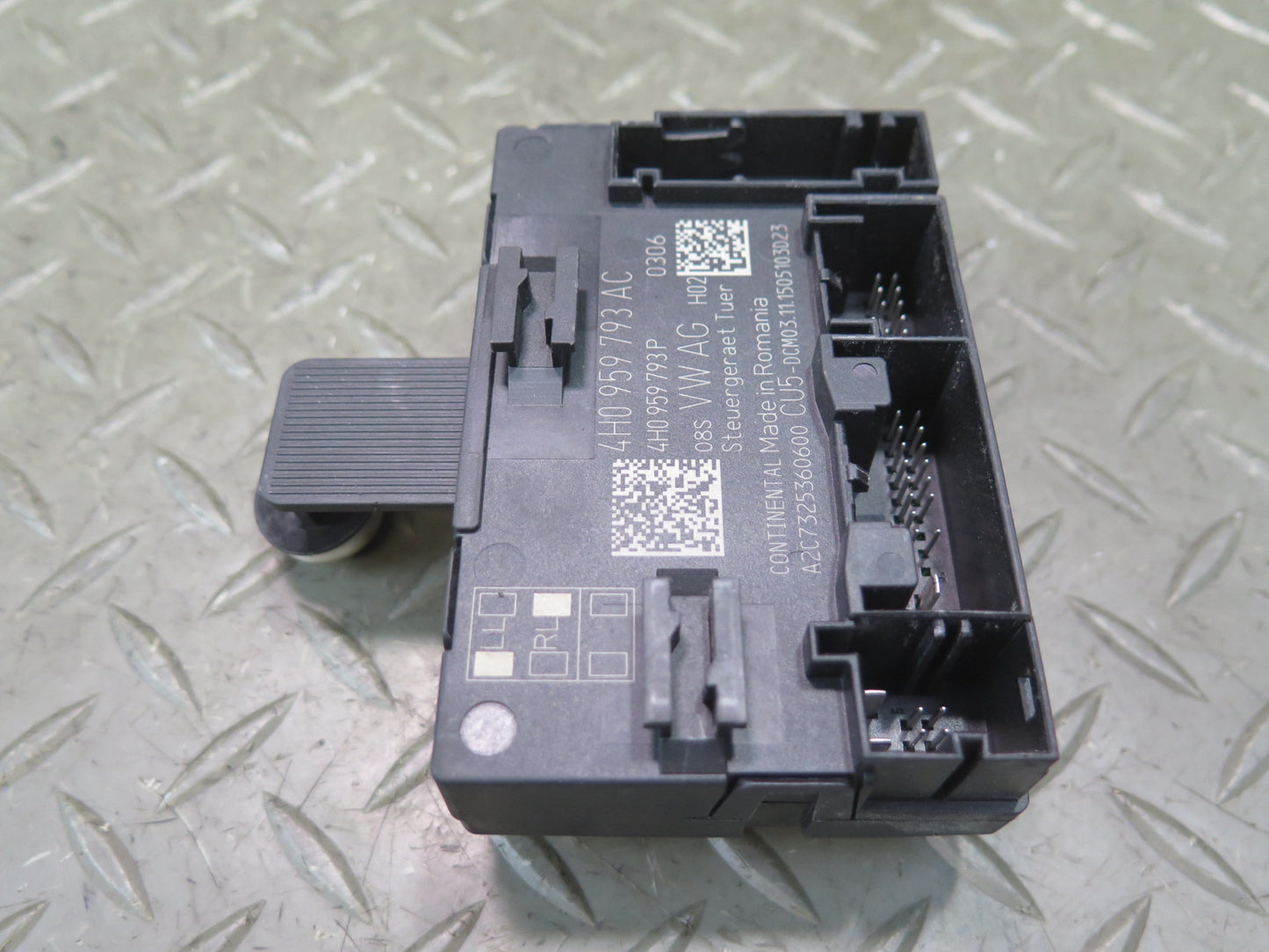 2010-2016 Porsche Panamera 970 Front Left Side Door Control Module