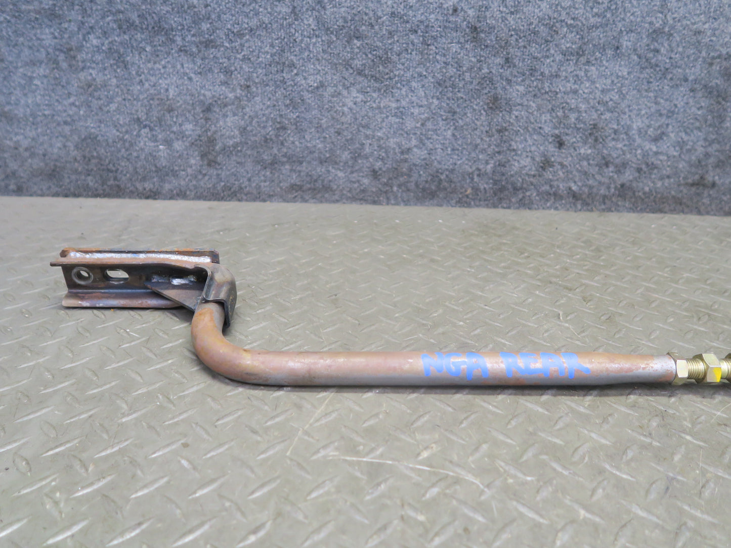 95-97 Nissan Gloria HY33 3.0L Turbo Rear Strut Tower Bar Brace w Mount Set OEM