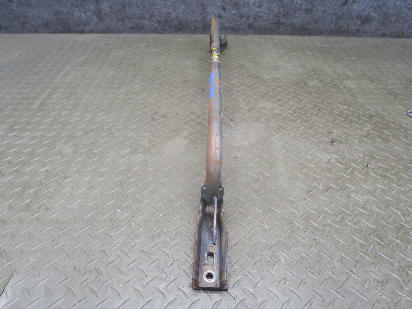95-97 Nissan Gloria HY33 3.0L Turbo Rear Strut Tower Bar Brace w Mount Set OEM