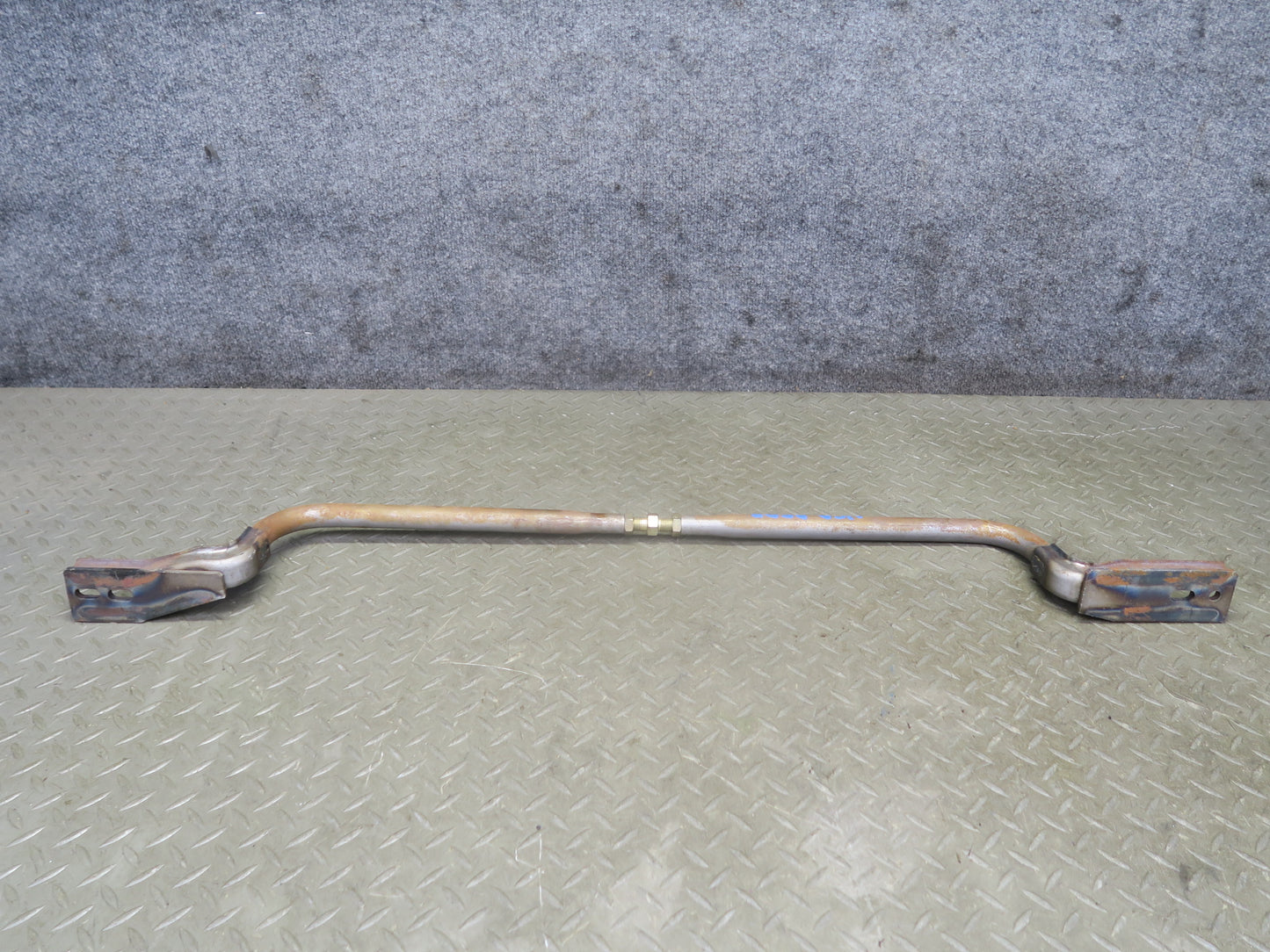 95-97 Nissan Gloria HY33 3.0L Turbo Rear Strut Tower Bar Brace w Mount Set OEM