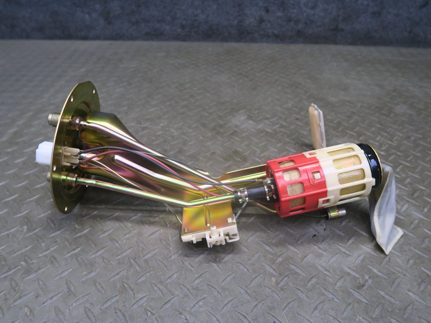 95-97 Nissan Gloria HY33 3.0L Turbo Fuel Pump Level Sensor Sending Unit 60K OEM