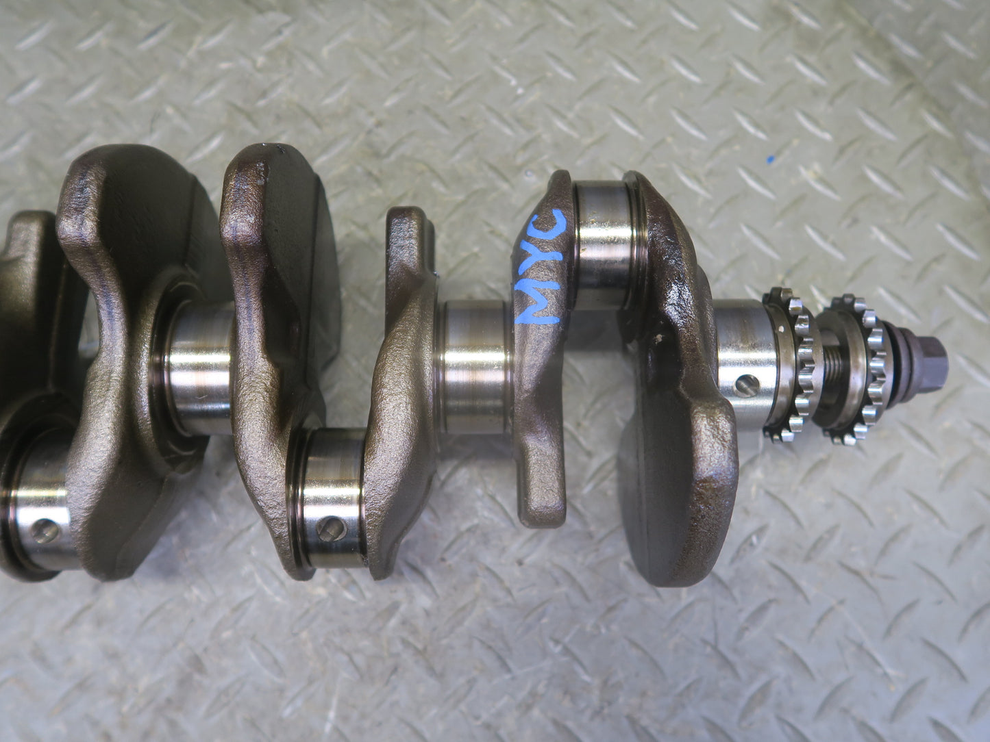 07-15 Mini Cooper S R55 R56 R57 R58 R59 R60 1.6L N14 N18 Engine Crankshaft OEM