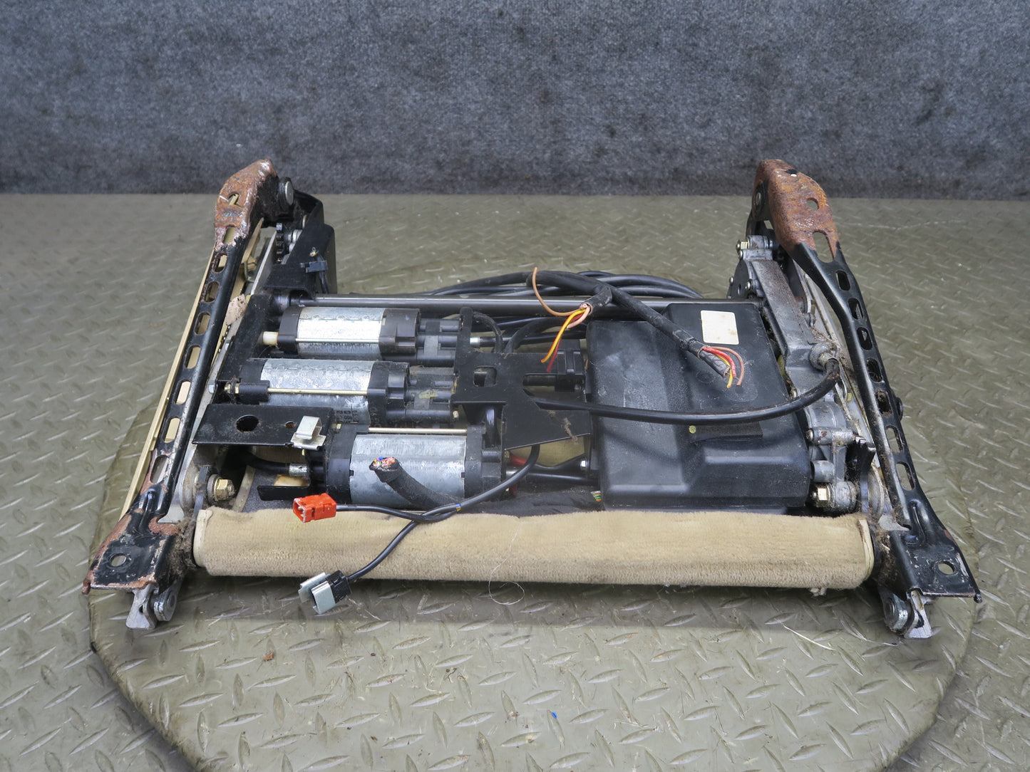 90-93 Mercedes W124 300E Front Left Seat Lower Frame Track Rail w Motors OEM