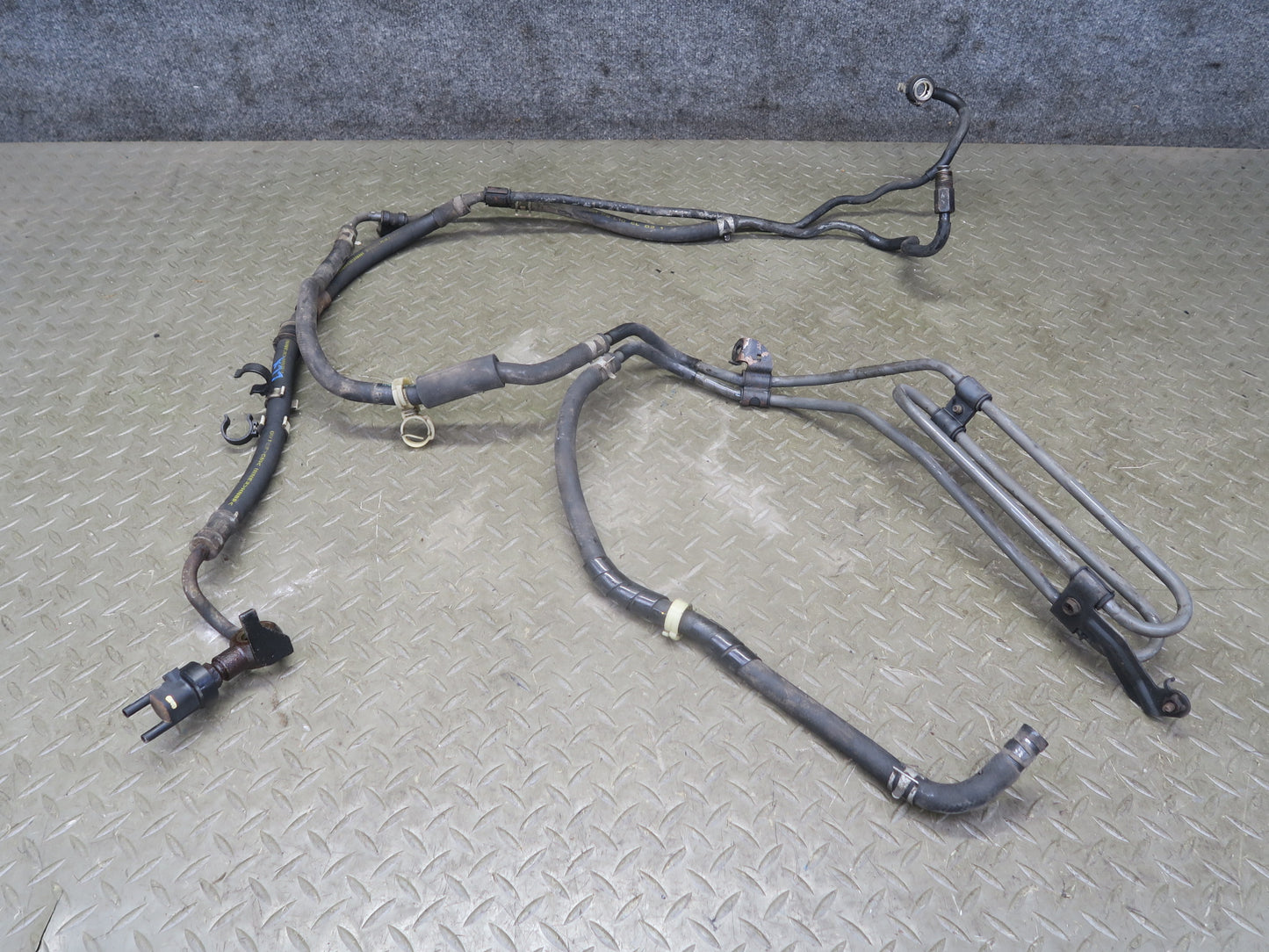 2003-2007 Lexus UZJ100L LX470 Power Steering Pressure Return Hose Pipe Tube Line