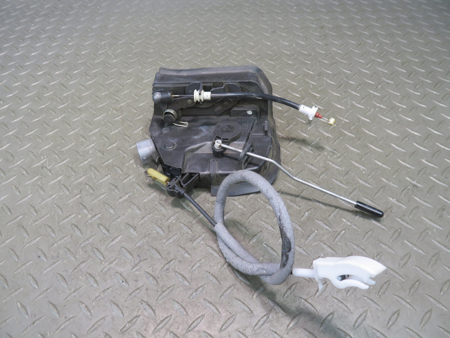 00-06 BMW X5 E53 Rear Right Door Lock Latch Actuator OEM