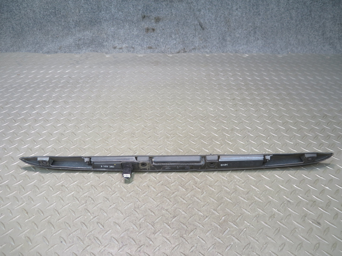 00-06 BMW E53 X5 Rear Trunk Lid Handle Finish Trim Molding w Lights 7054941 OEM