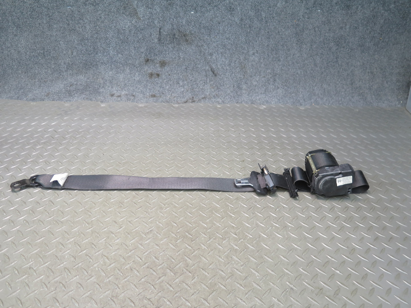 01-06 BMW X5 E53 FRONT LEFT & RIGHT SIDE SEATBELT RETRACTOR SET OEM