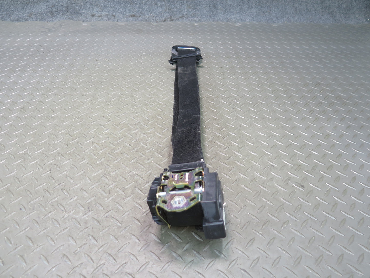 01-06 BMW X5 E53 FRONT LEFT & RIGHT SIDE SEATBELT RETRACTOR SET OEM