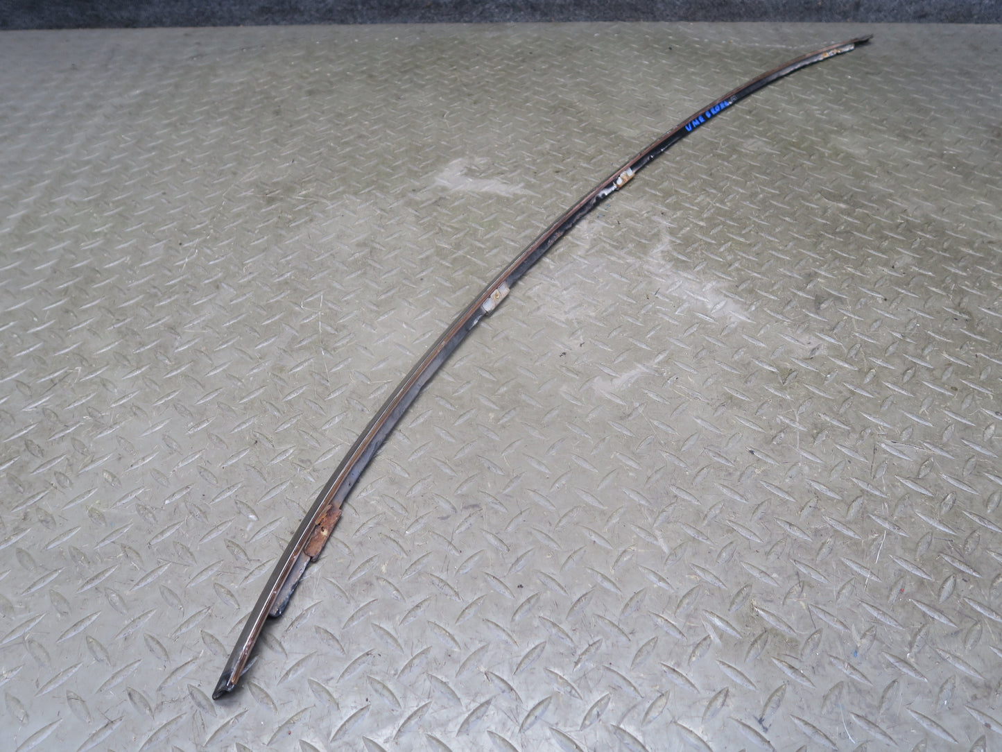 90-93 Mercedes W124 300E Front Windshield Chrome Trim Strip Molding OEM