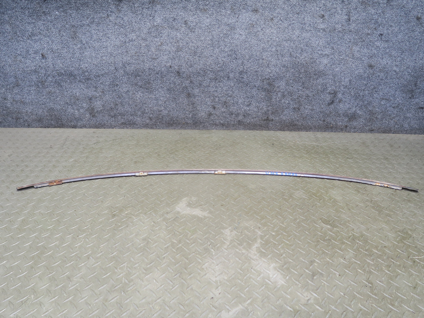 90-93 Mercedes W124 300E Front Windshield Chrome Trim Strip Molding OEM