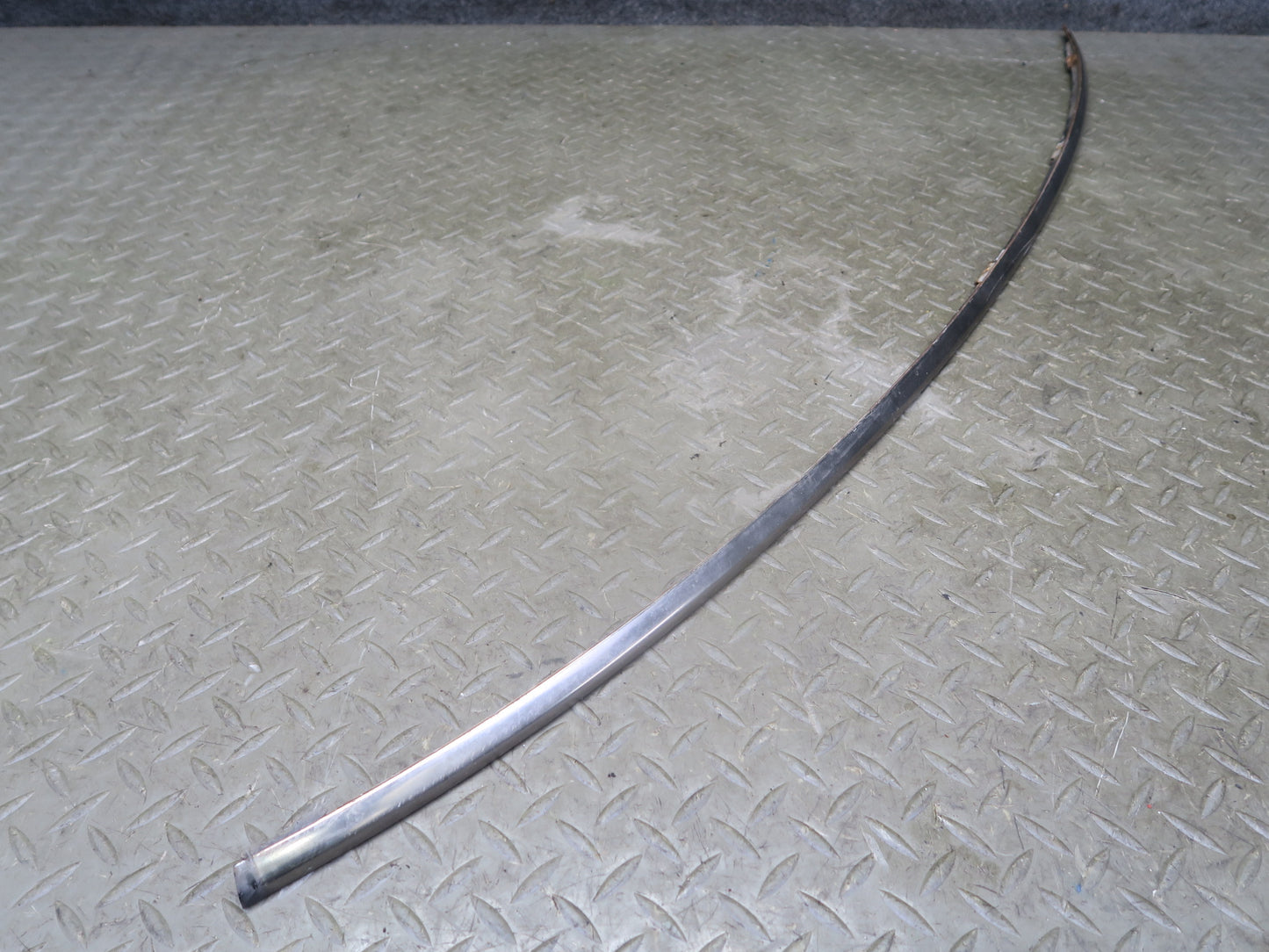 90-93 Mercedes W124 300E Front Windshield Chrome Trim Strip Molding OEM