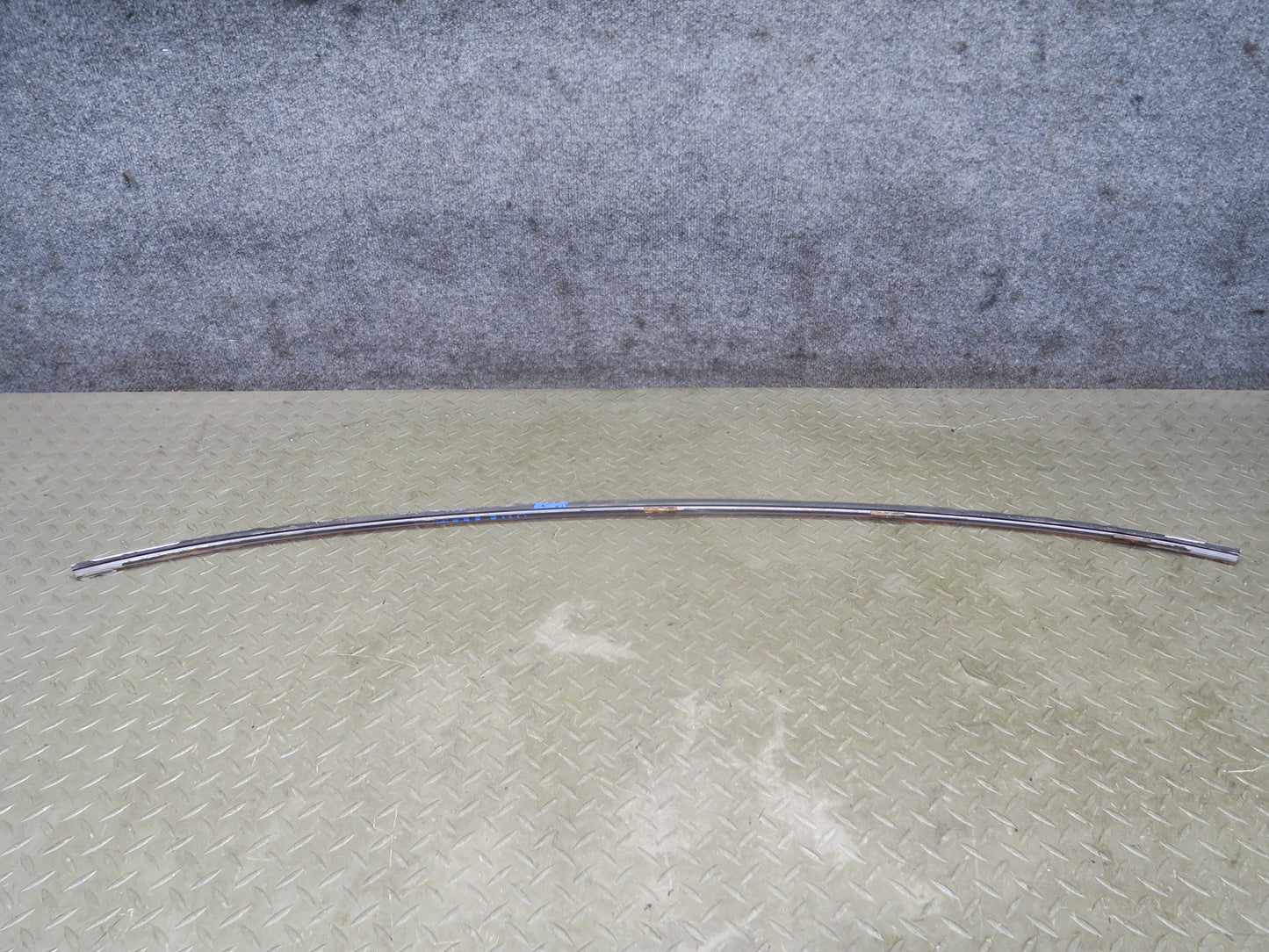 90-93 Mercedes W124 300E Front Windshield Chrome Trim Strip Molding OEM
