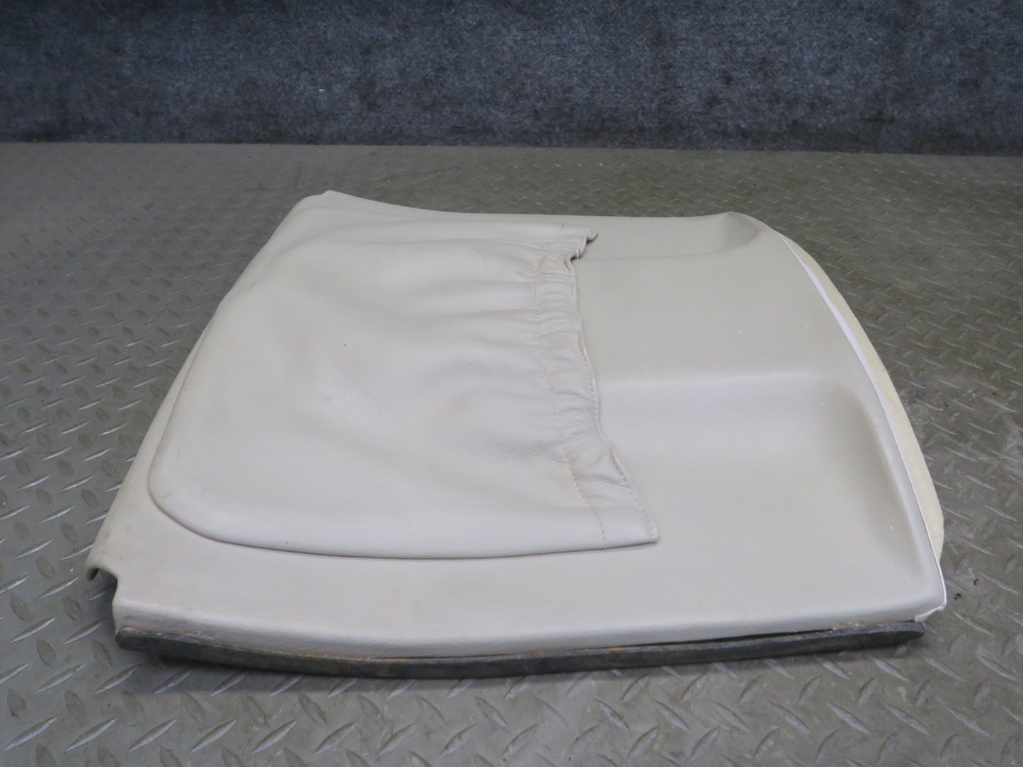 86-93 Mercedes W124 300E Front Left or Right Seat Back Trim Panel 1249140023 OEM