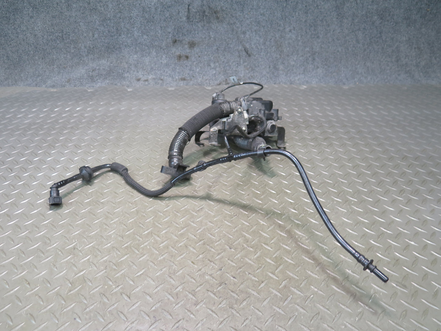14-21 Range Rover Sport L494 Fuel Evap Vapor Charcoal Canister EX53-9P437-AC