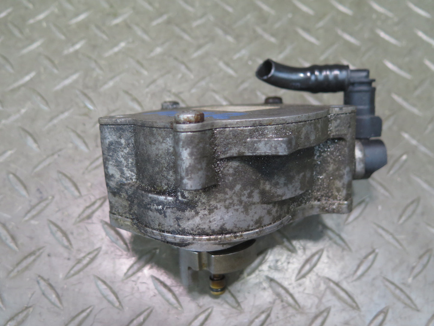 2014-2019 Range Rover Sport L494 Brake Vacuum  Pump