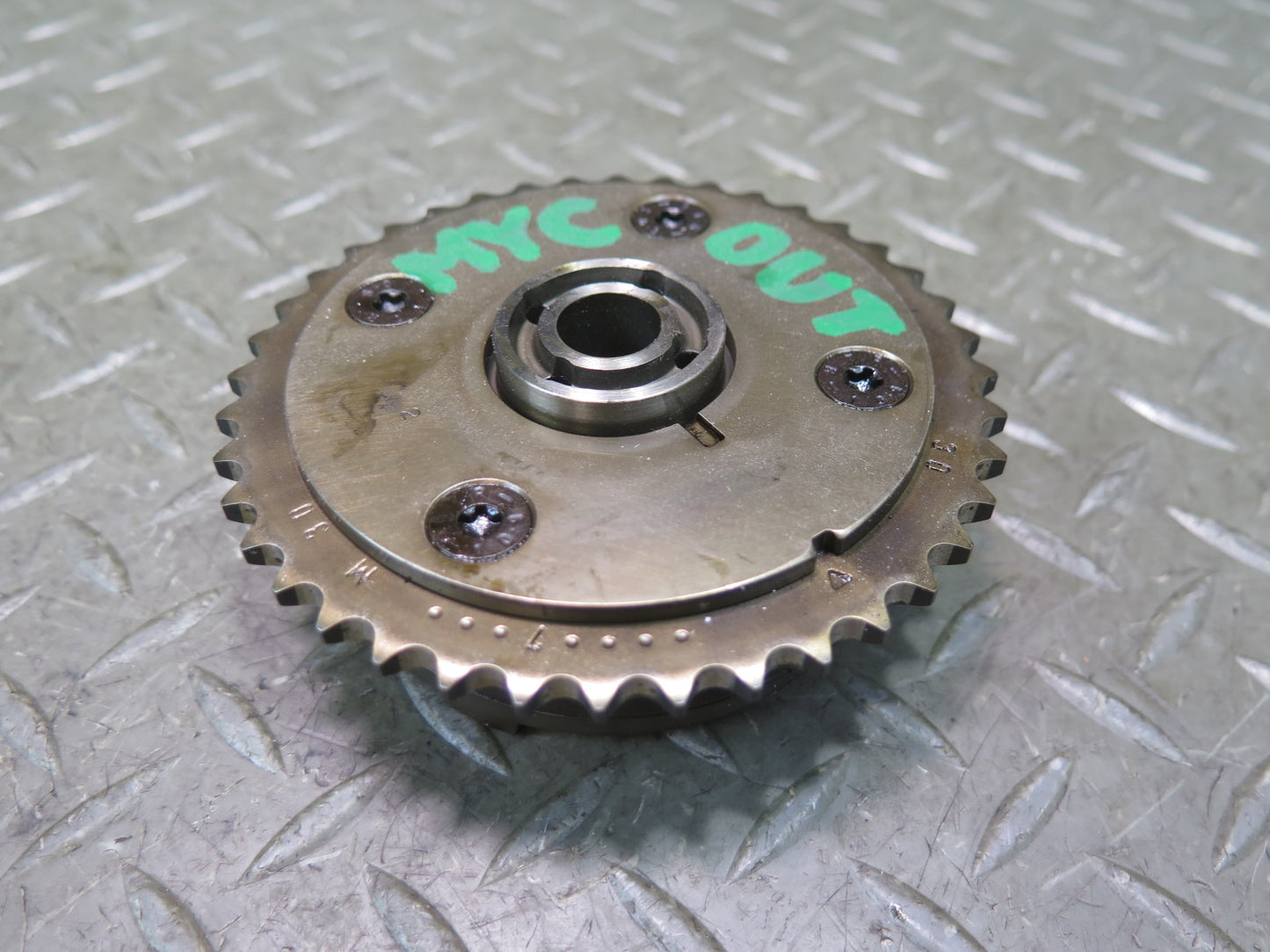 07-15 Mini R55 R56 R57 R58 R59 Outlet Camshaft Timing Gear Sprocket 7536085 OEM
