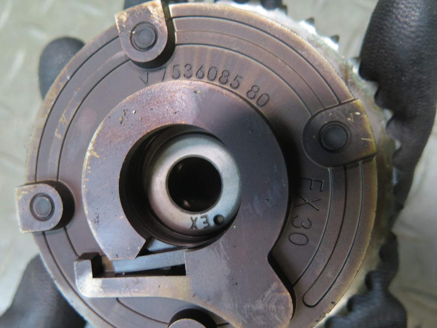 07-15 Mini R55 R56 R57 R58 R59 Outlet Camshaft Timing Gear Sprocket 7536085 OEM