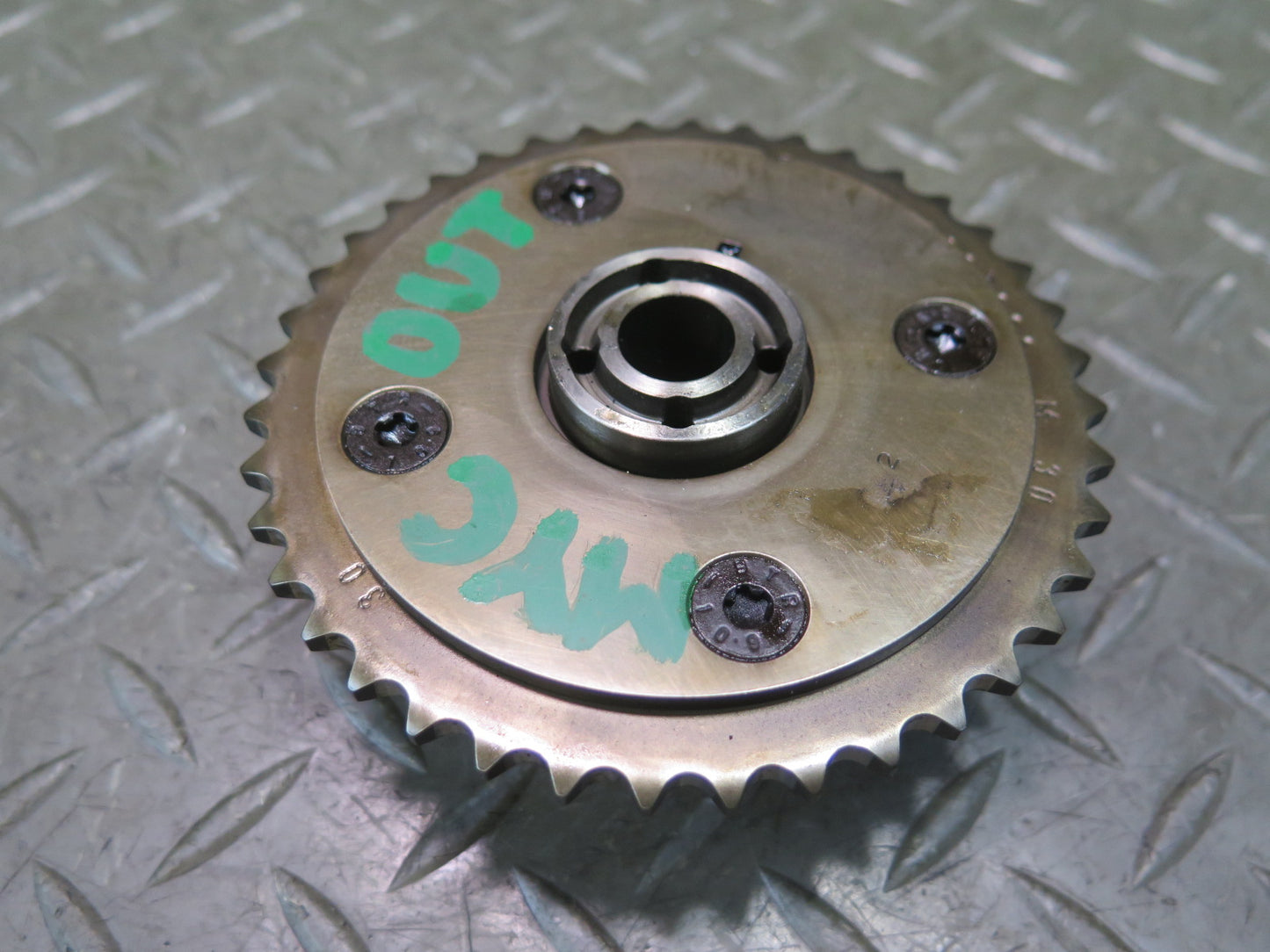 07-15 Mini R55 R56 R57 R58 R59 Outlet Camshaft Timing Gear Sprocket 7536085 OEM