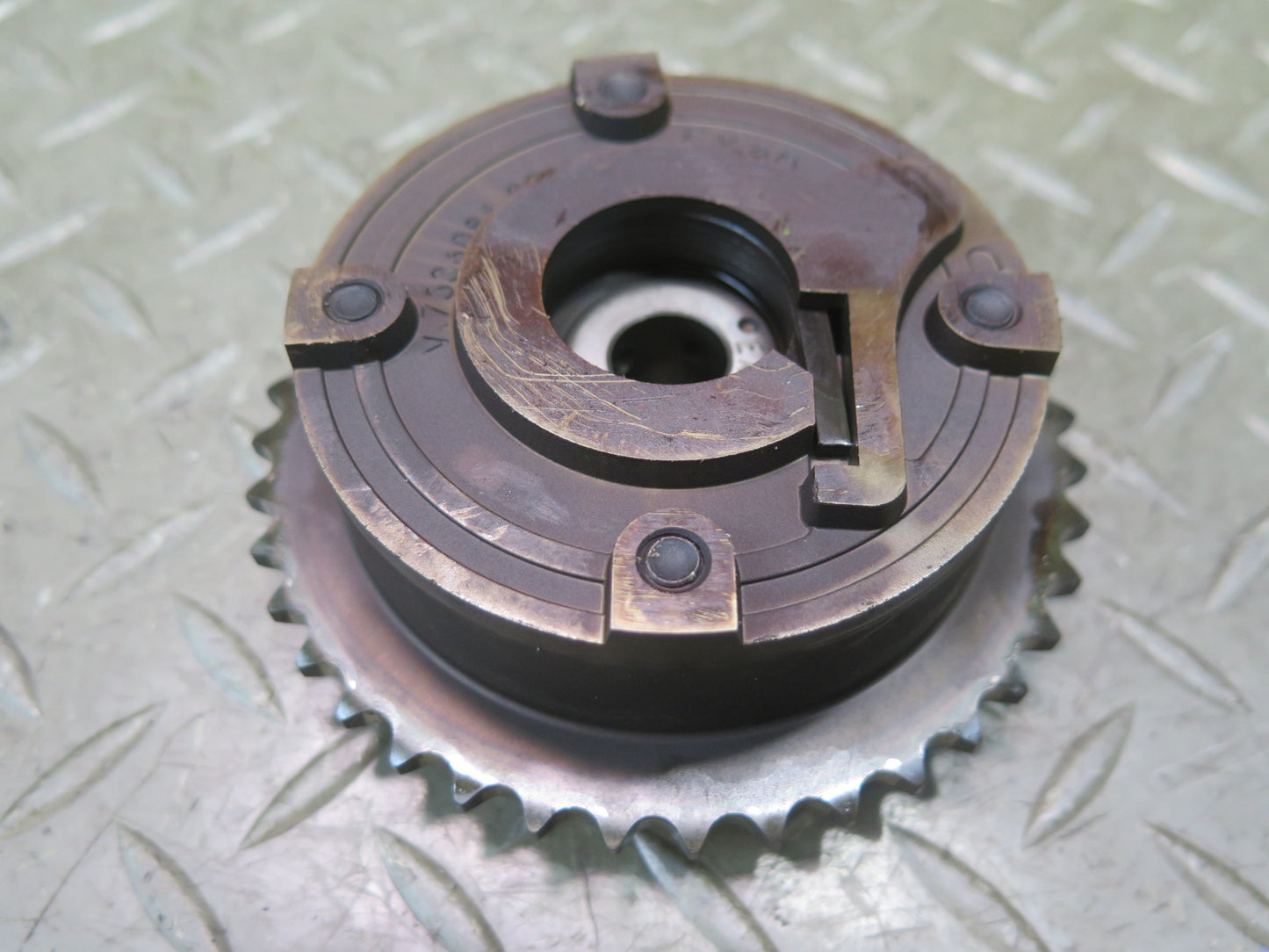07-15 Mini R55 R56 R57 R58 R59 Outlet Camshaft Timing Gear Sprocket 7536085 OEM