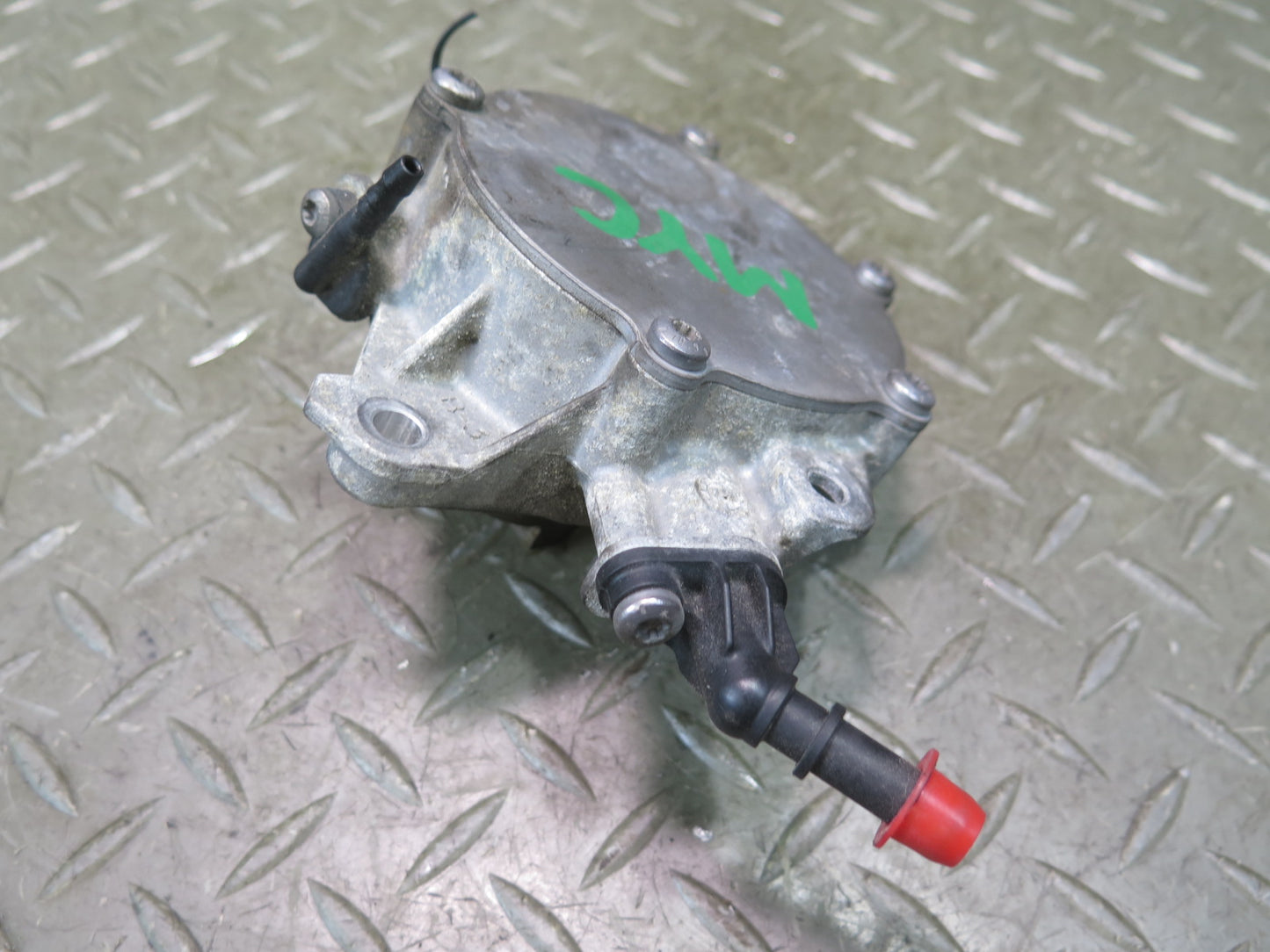 11-13 Mini Cooper S R55 R56 R57 R59 R59 N18 Turbo Engine Brake Vacuum Pump OEM