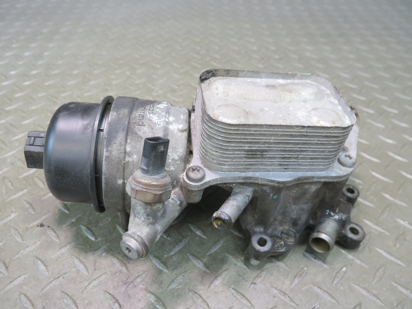 11-13 Mini S R55 R56 R58 R57 N18 Engine Oil Filter Housing w Heat Exchanger OEM