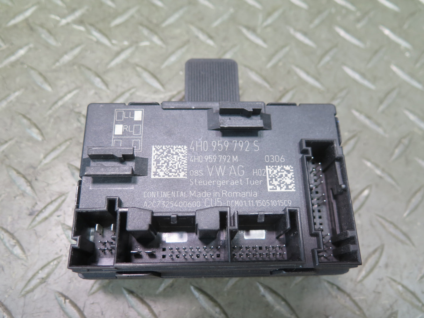 2010-2016 Porsche Panamera 970 Front Right Side Door Control Module