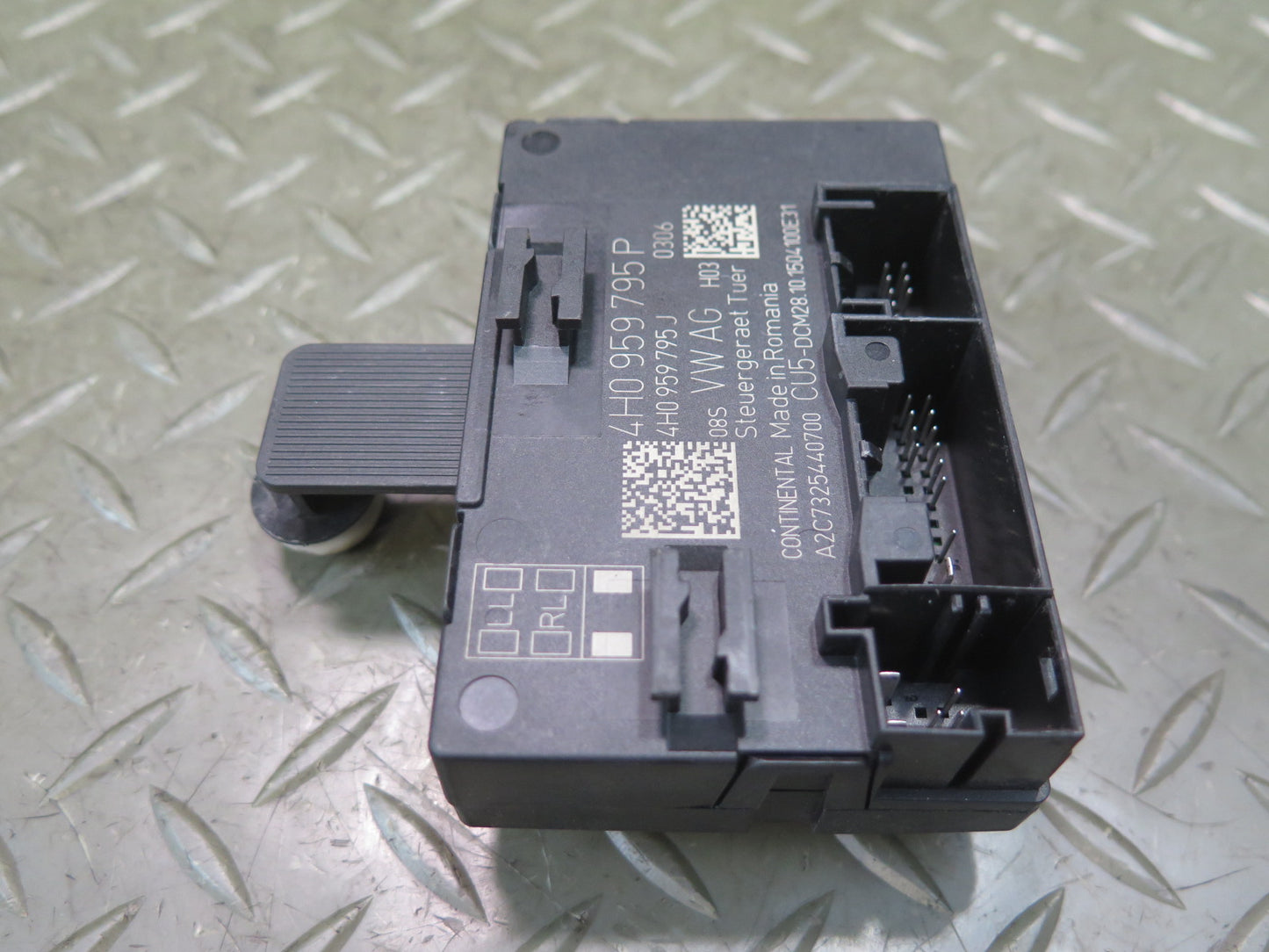 2010-2016 Porsche Panamera 970 Rear Right Side Door Control Module