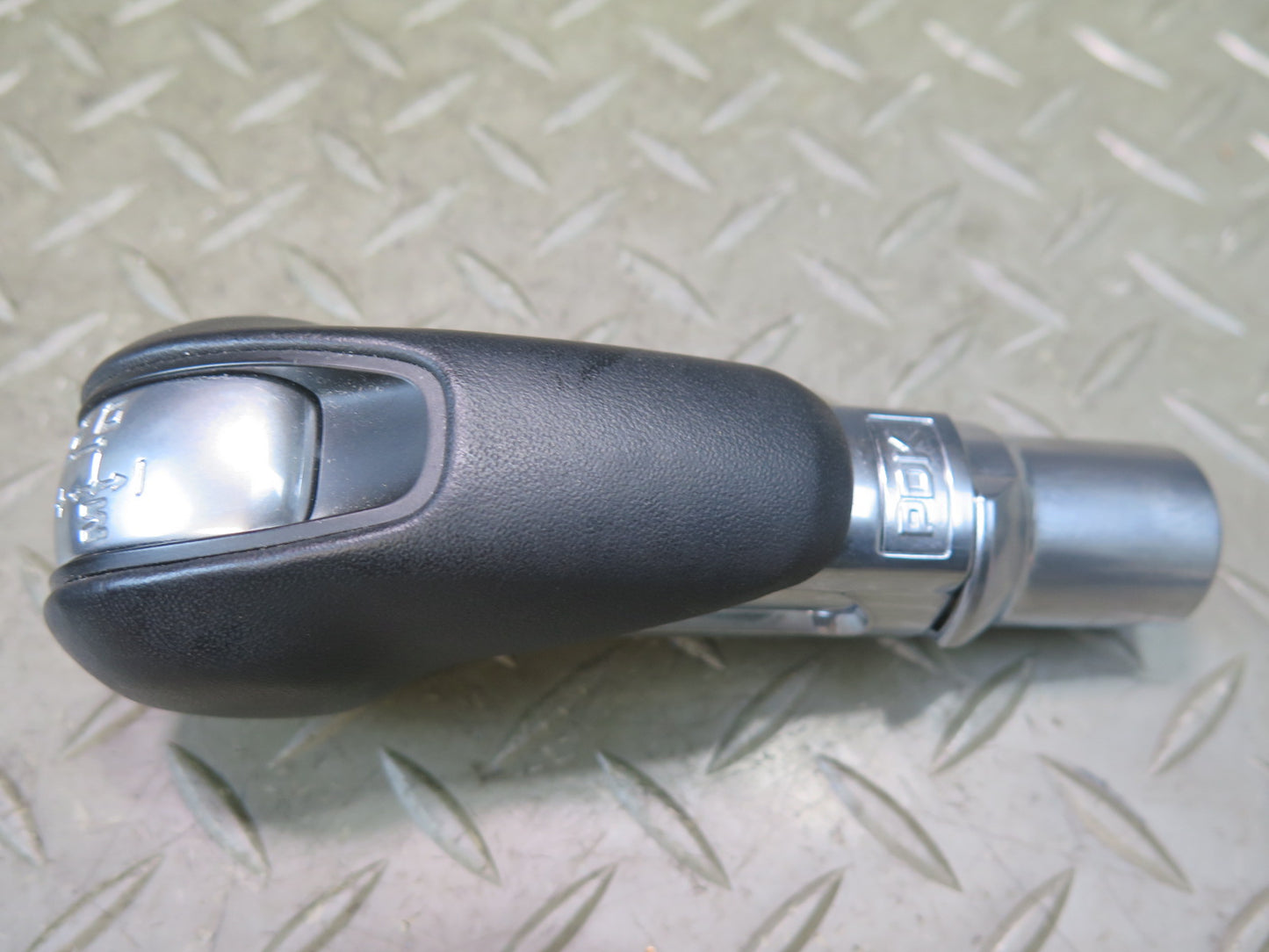 2010-2016 Porsche Panamera 970 A/T Automatic Transmission Shifter Knob