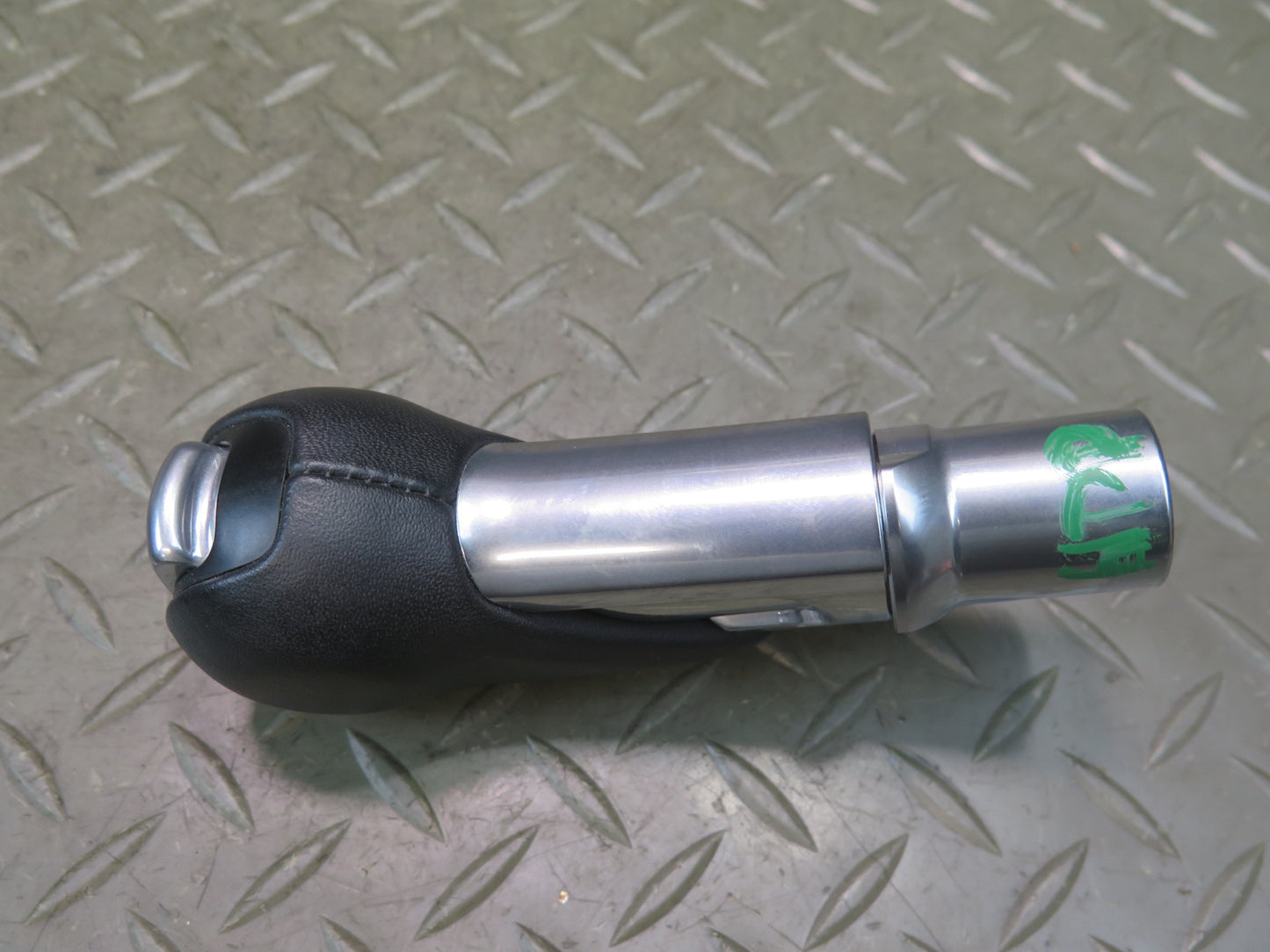2010-2016 Porsche Panamera 970 A/T Automatic Transmission Shifter Knob