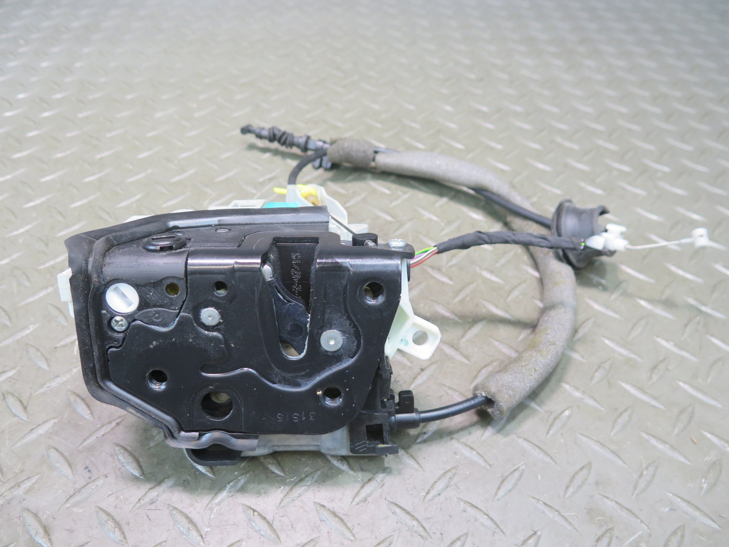 2010-2016 Porsche Panamera 970 Rear Left Driver Side Door Lock Latch Actuator