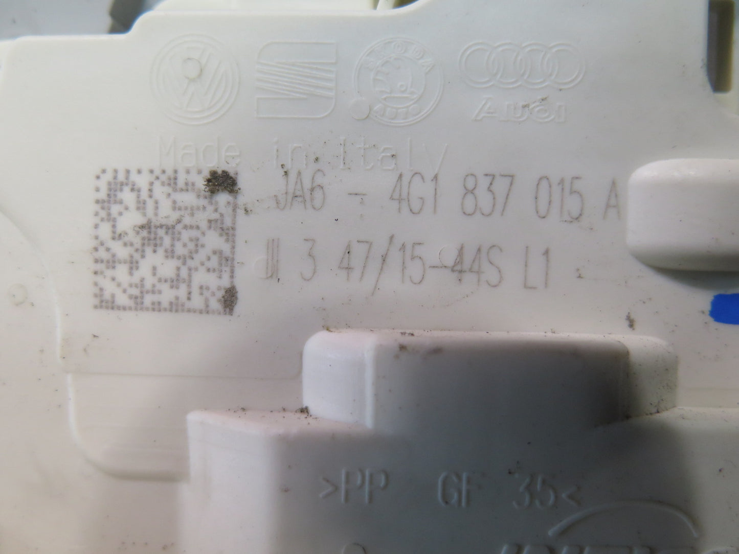 2010-2016 Porsche Panamera 970 Front Left Driver Side Door Lock Latch Actuator