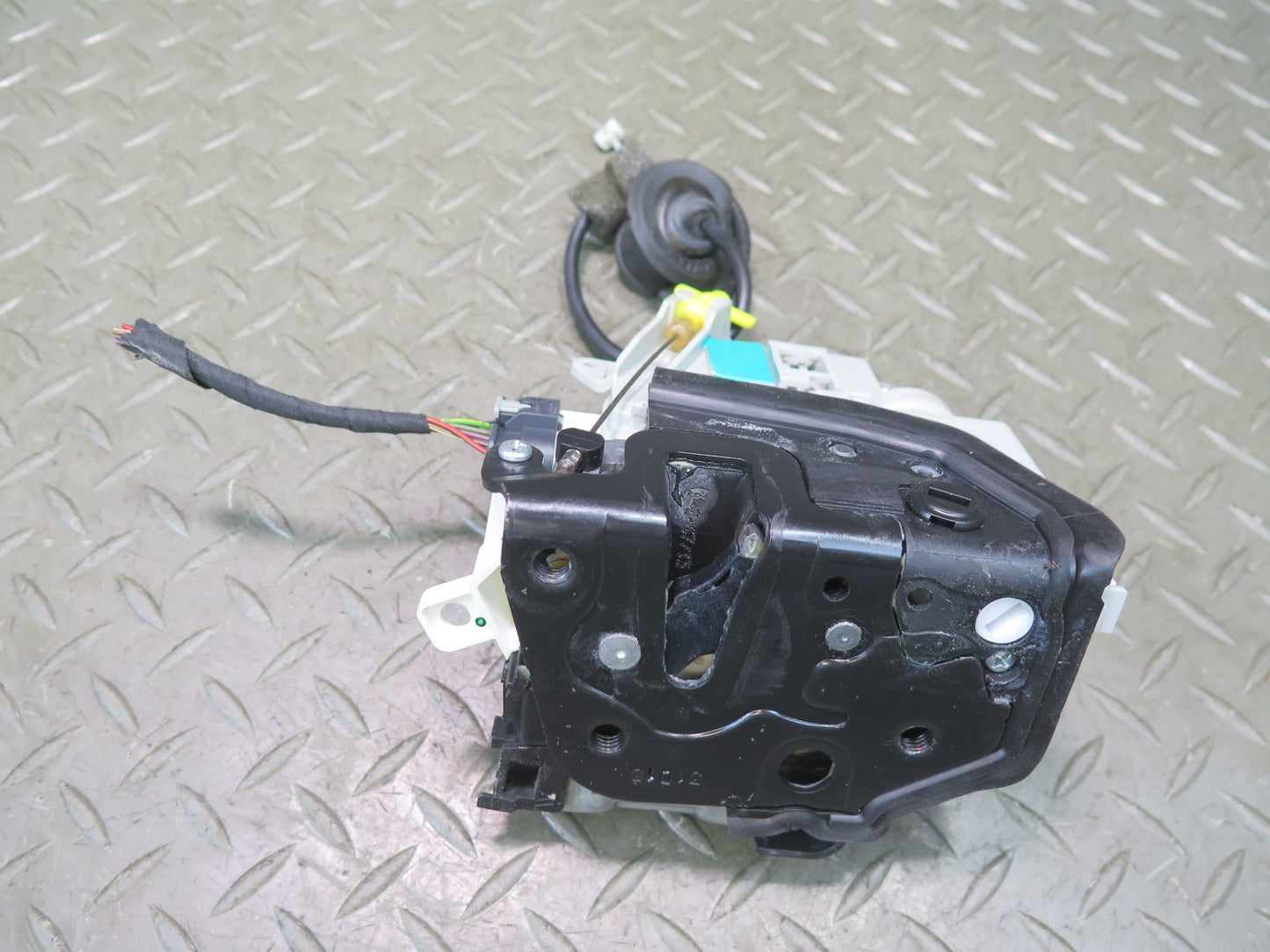 2010-2016 Porsche Panamera 970 Rear Right Pass Side Door Lock Latch Actuator