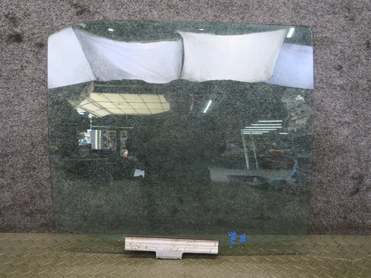 1990 Mercedes W124 300E Rear Right Door Glass Window OEM
