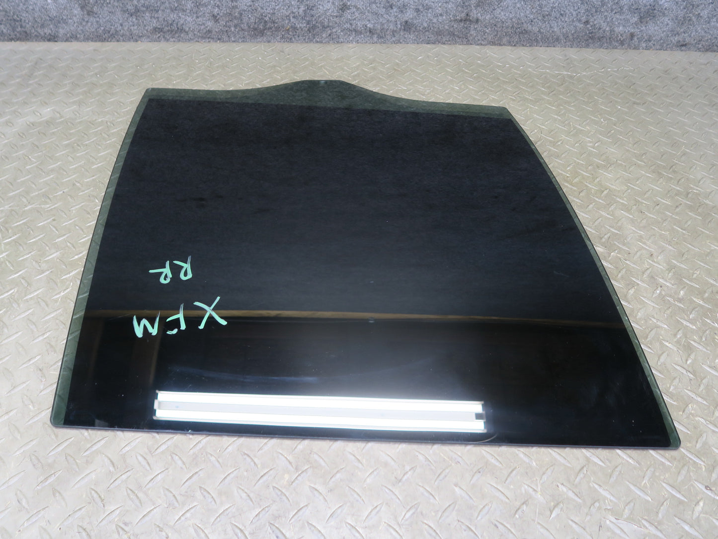 00-06 BMW E53 X5 Rear Right Door Glass Window OEM