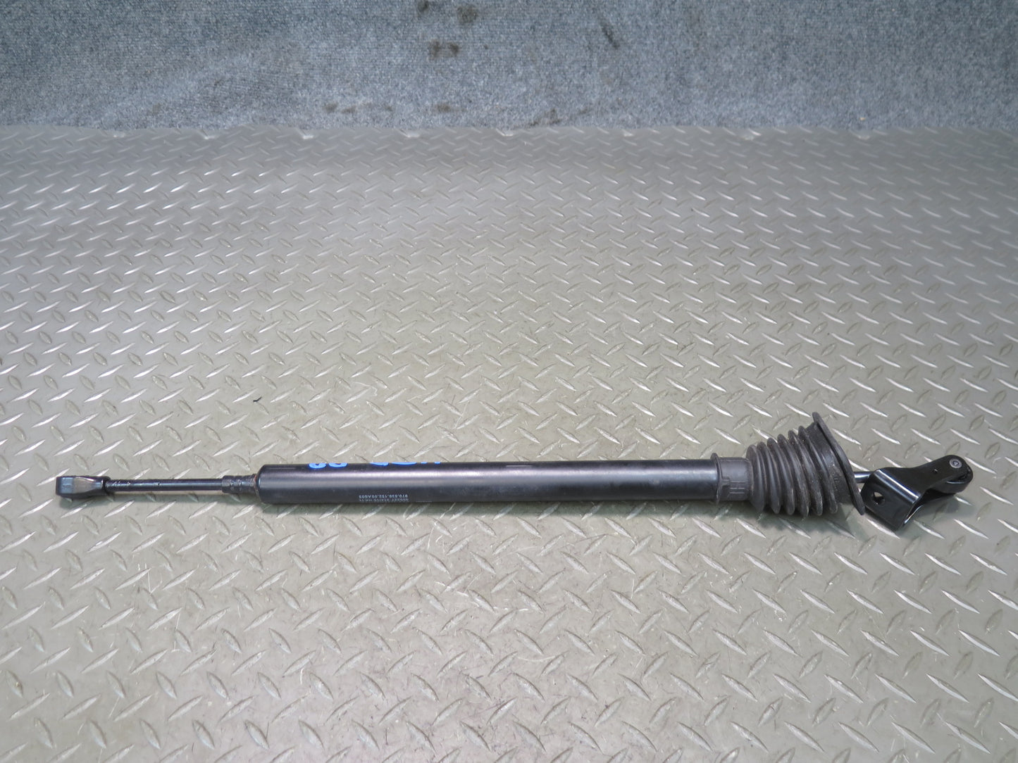 2010-2016 Porsche Panamera 970 Rear Left & Right Door Shock Strut Support Set